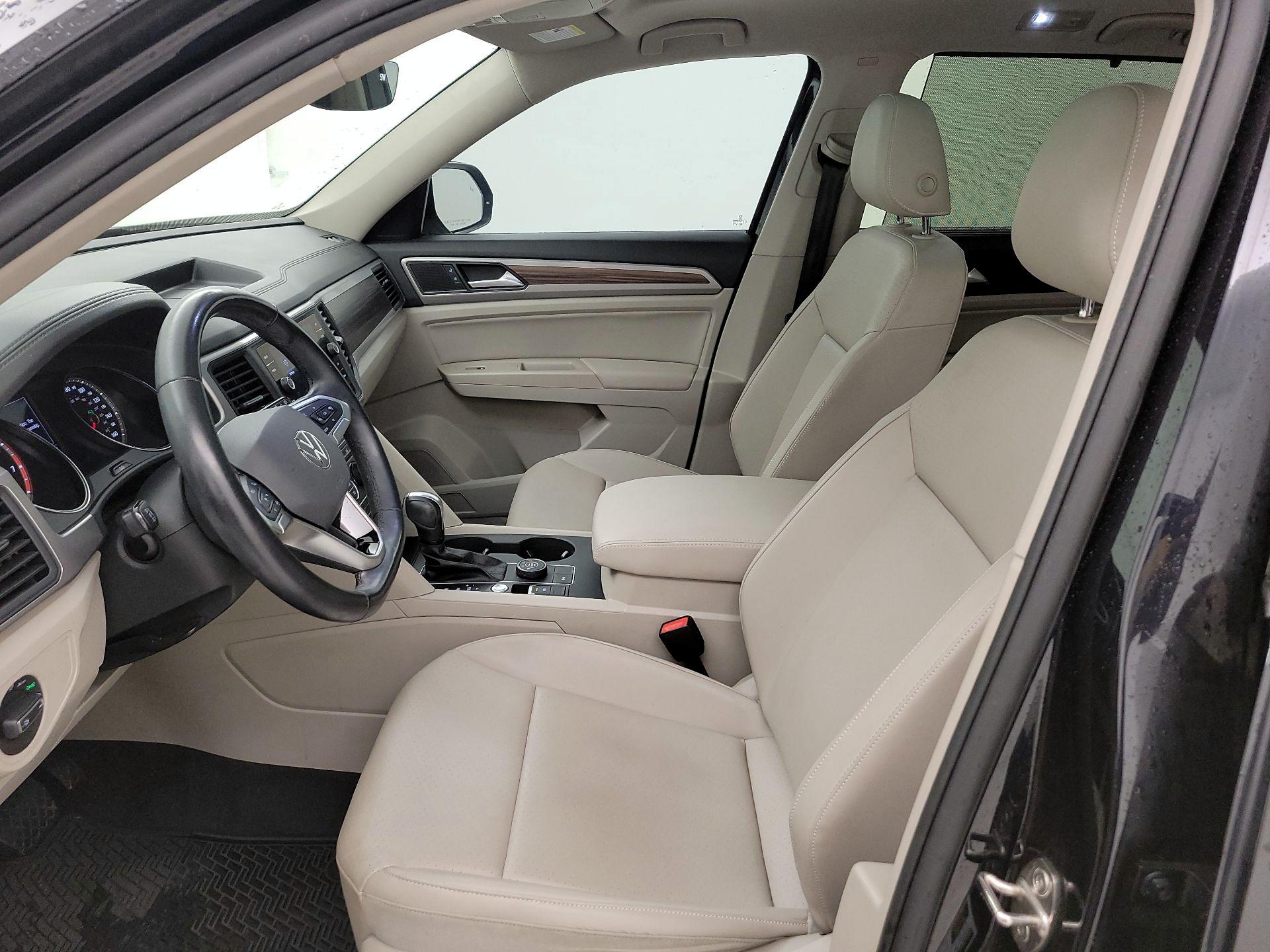 Thumbnail: 2021 Volkswagen Atlas - 11