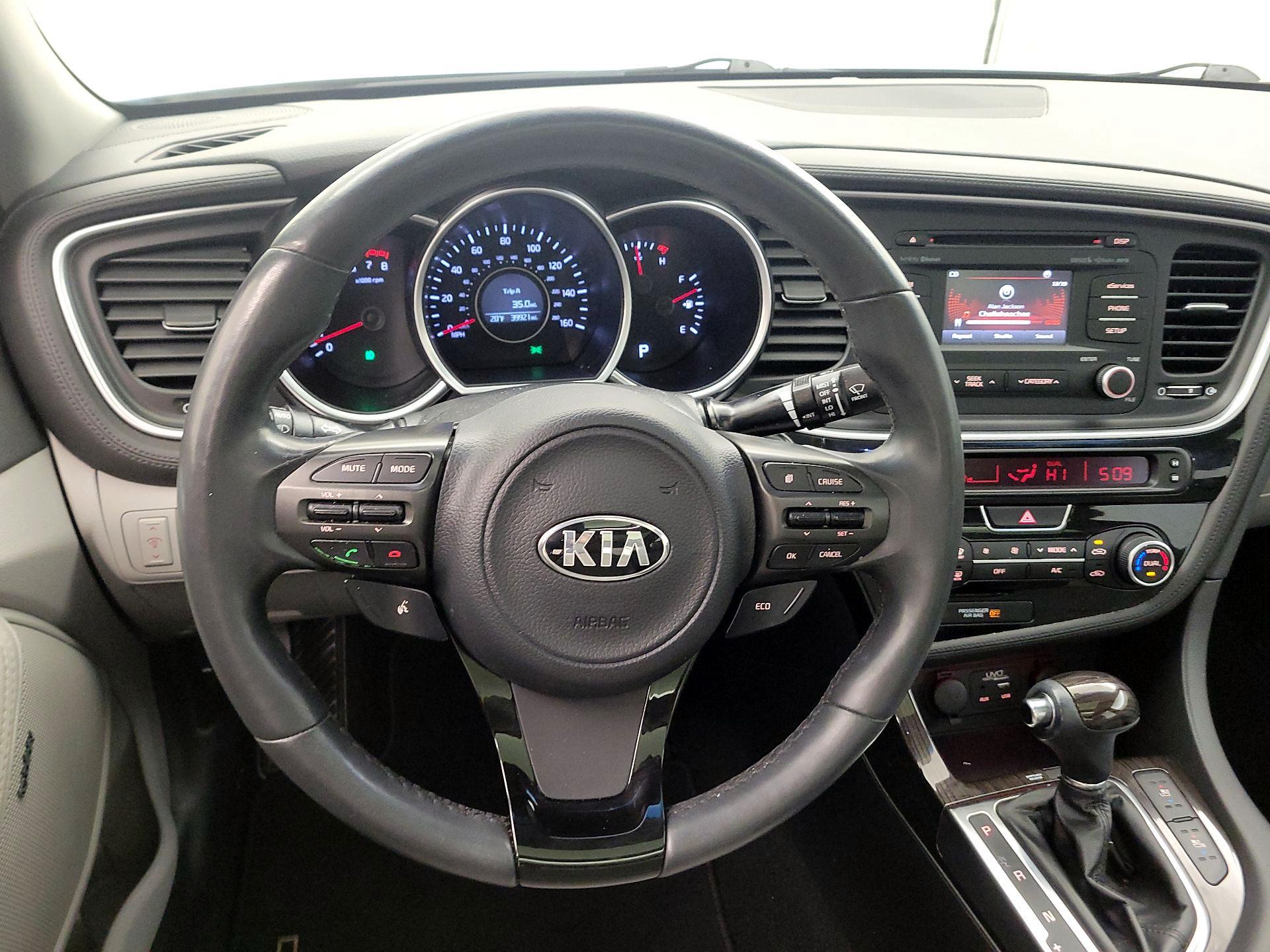 Thumbnail: 2015 Kia Optima - 10