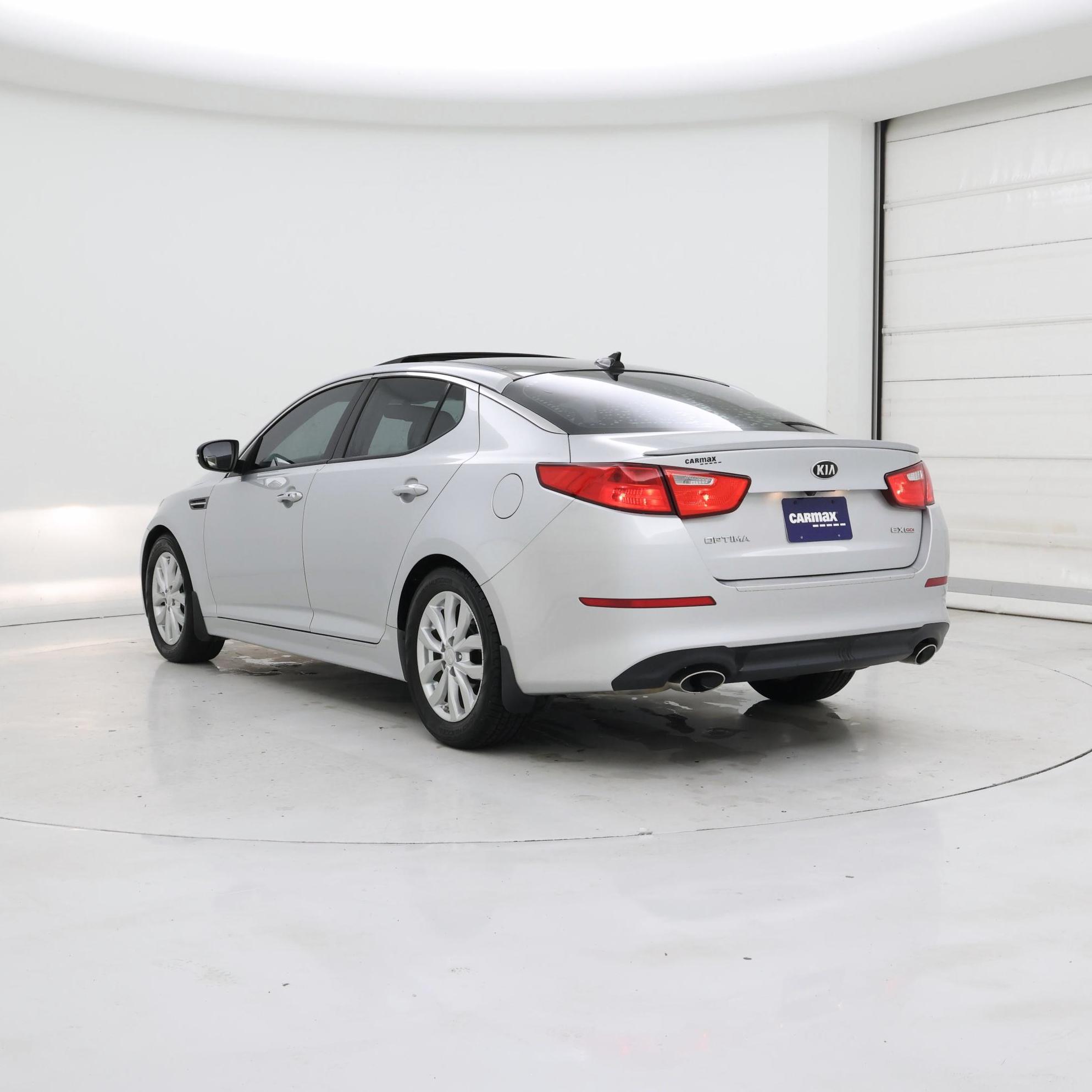 Thumbnail: 2015 Kia Optima - 2