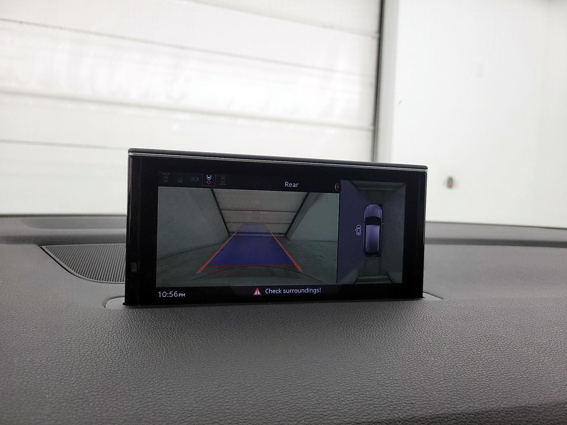 Thumbnail: 2019 Audi Q7 - 14