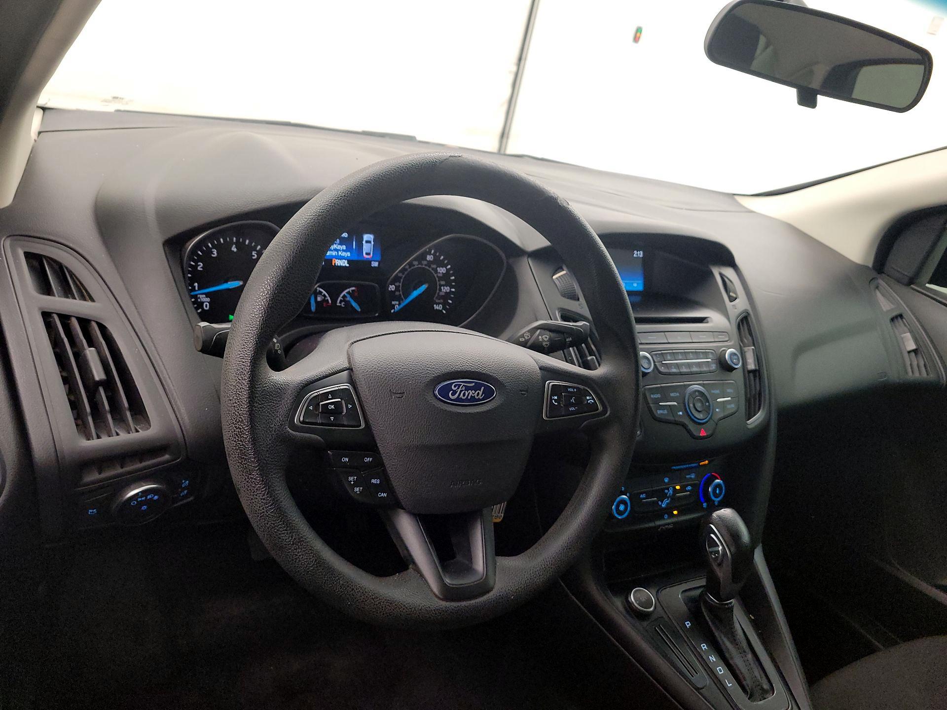 Thumbnail: 2017 Ford Focus - 9