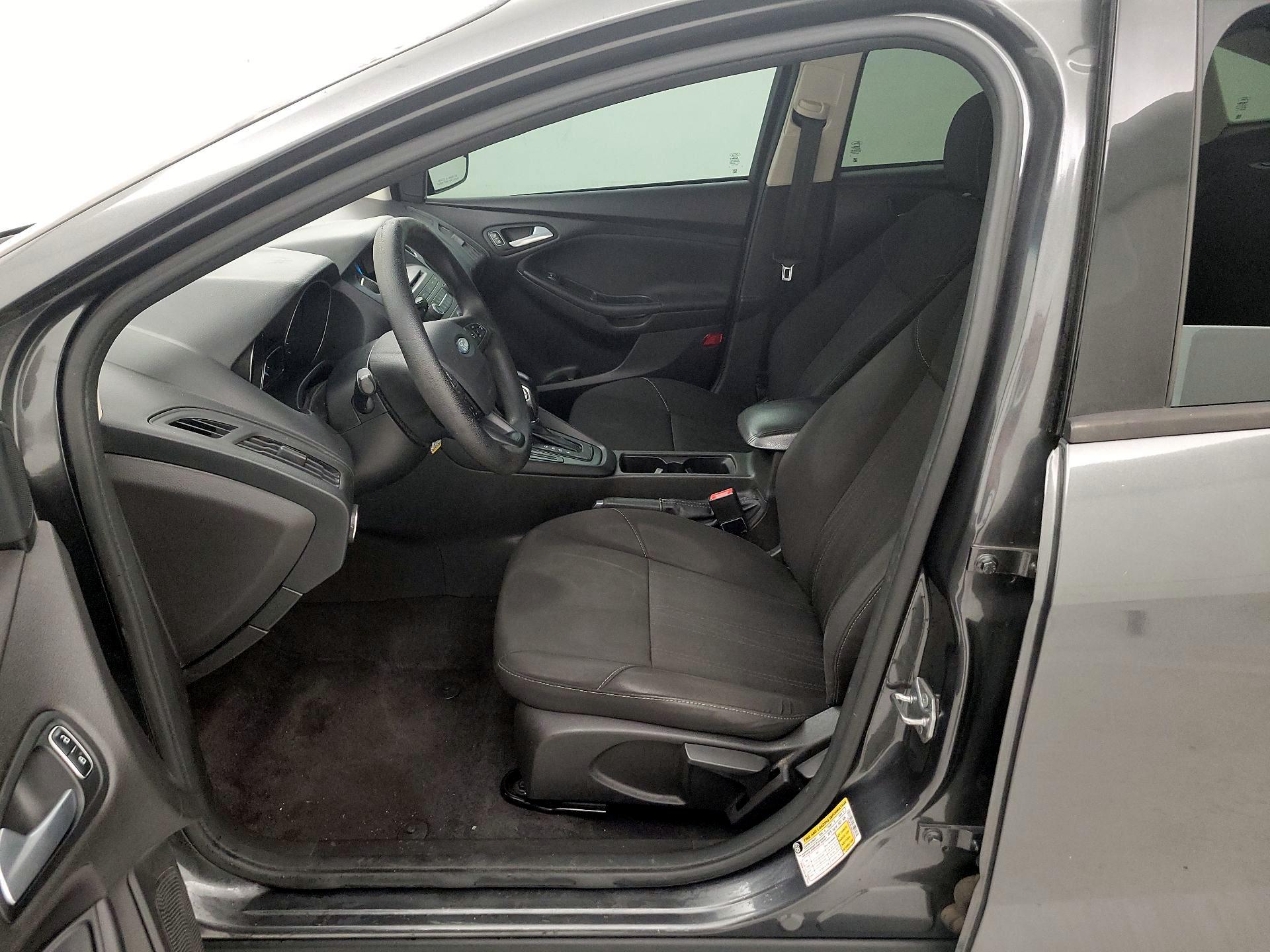 Thumbnail: 2017 Ford Focus - 11