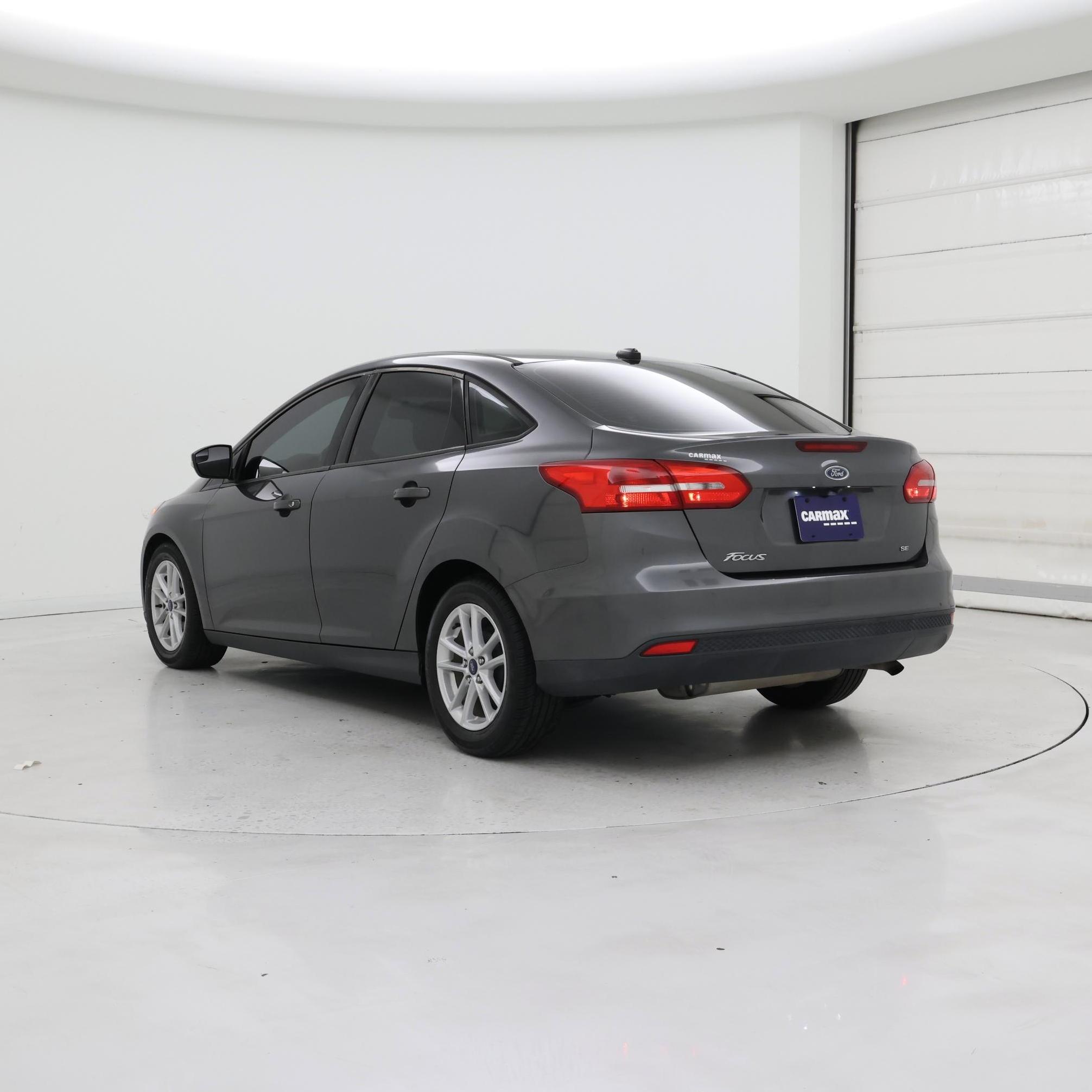 Thumbnail: 2017 Ford Focus - 2