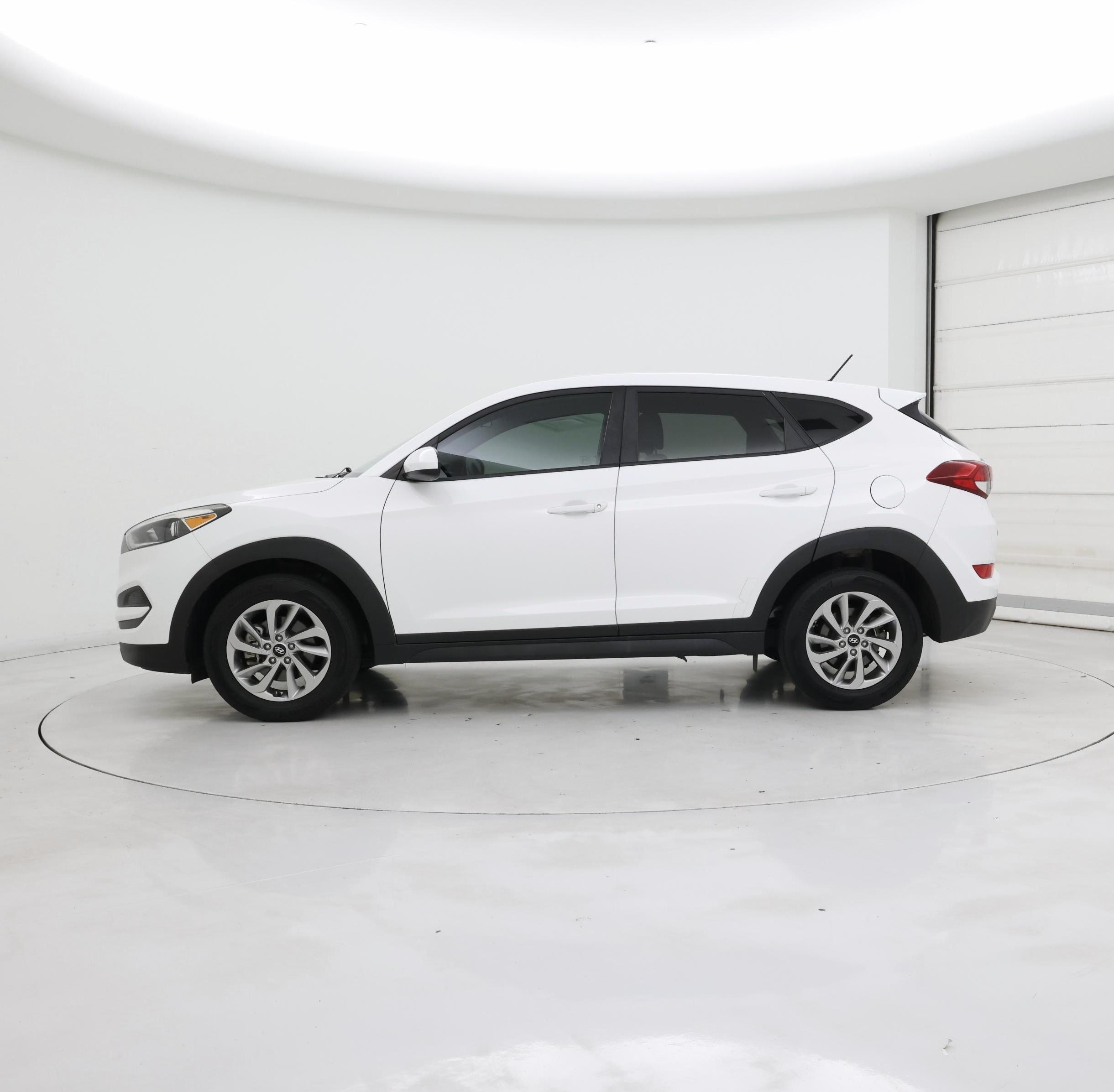 Thumbnail: 2018 Hyundai Tucson - 3