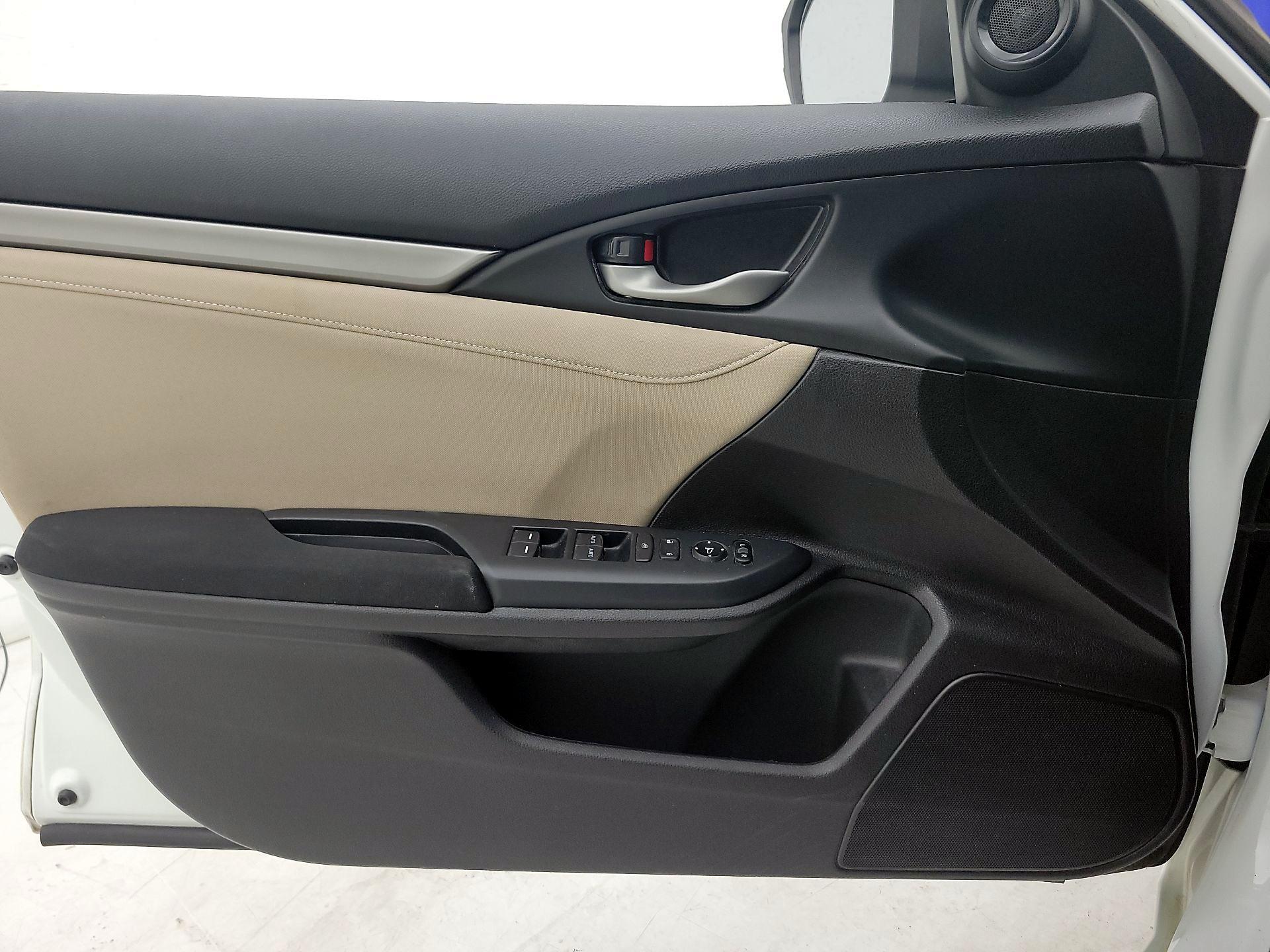 Thumbnail: 2019 Honda Civic - 12