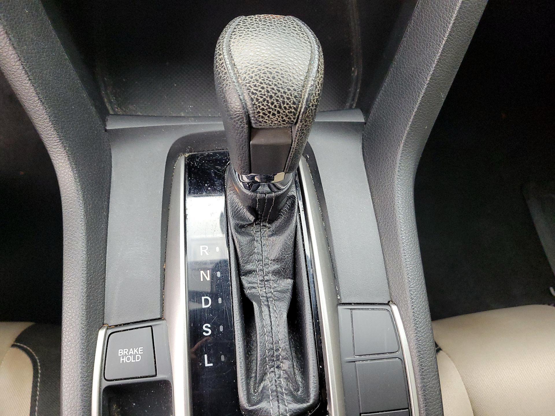 Thumbnail: 2019 Honda Civic - 17