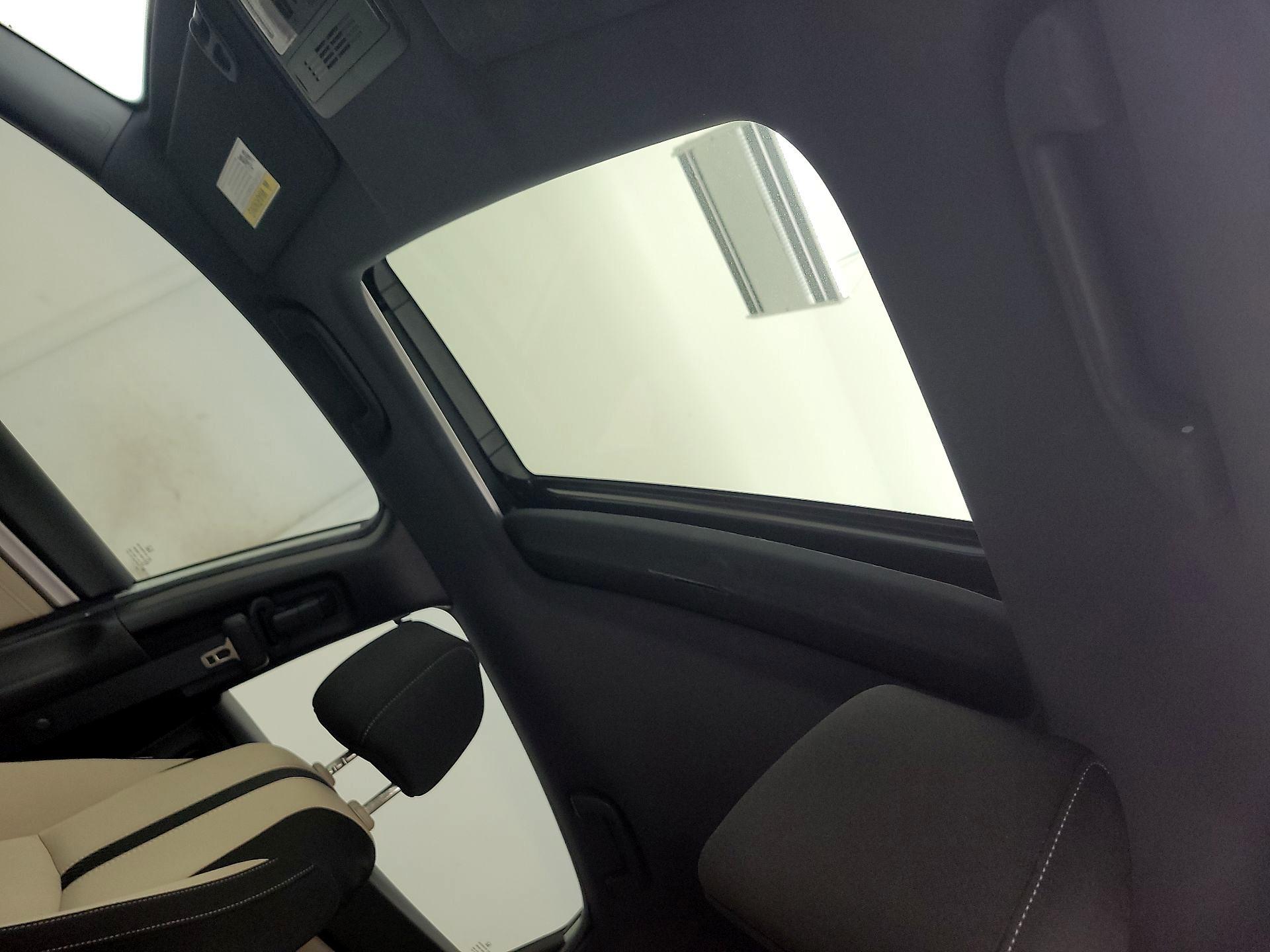 Thumbnail: 2019 Honda Civic - 19