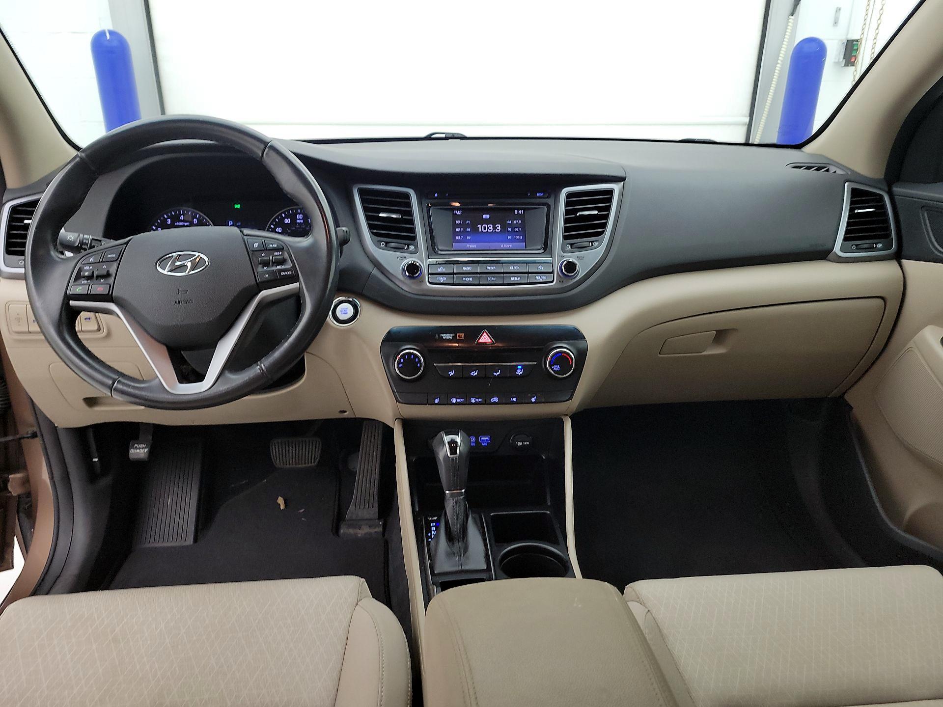 Thumbnail: 2017 Hyundai Tucson - 9