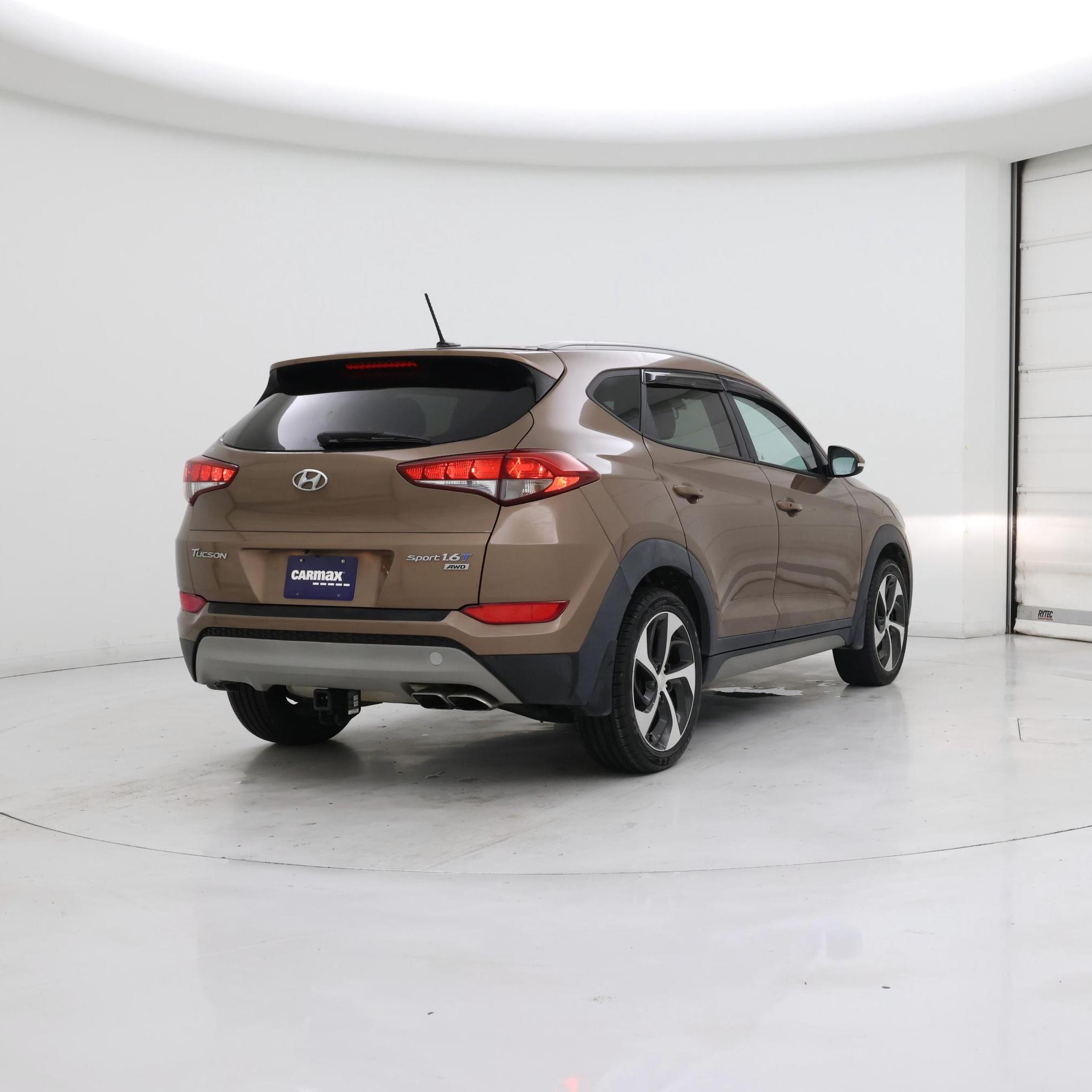 Thumbnail: 2017 Hyundai Tucson - 8