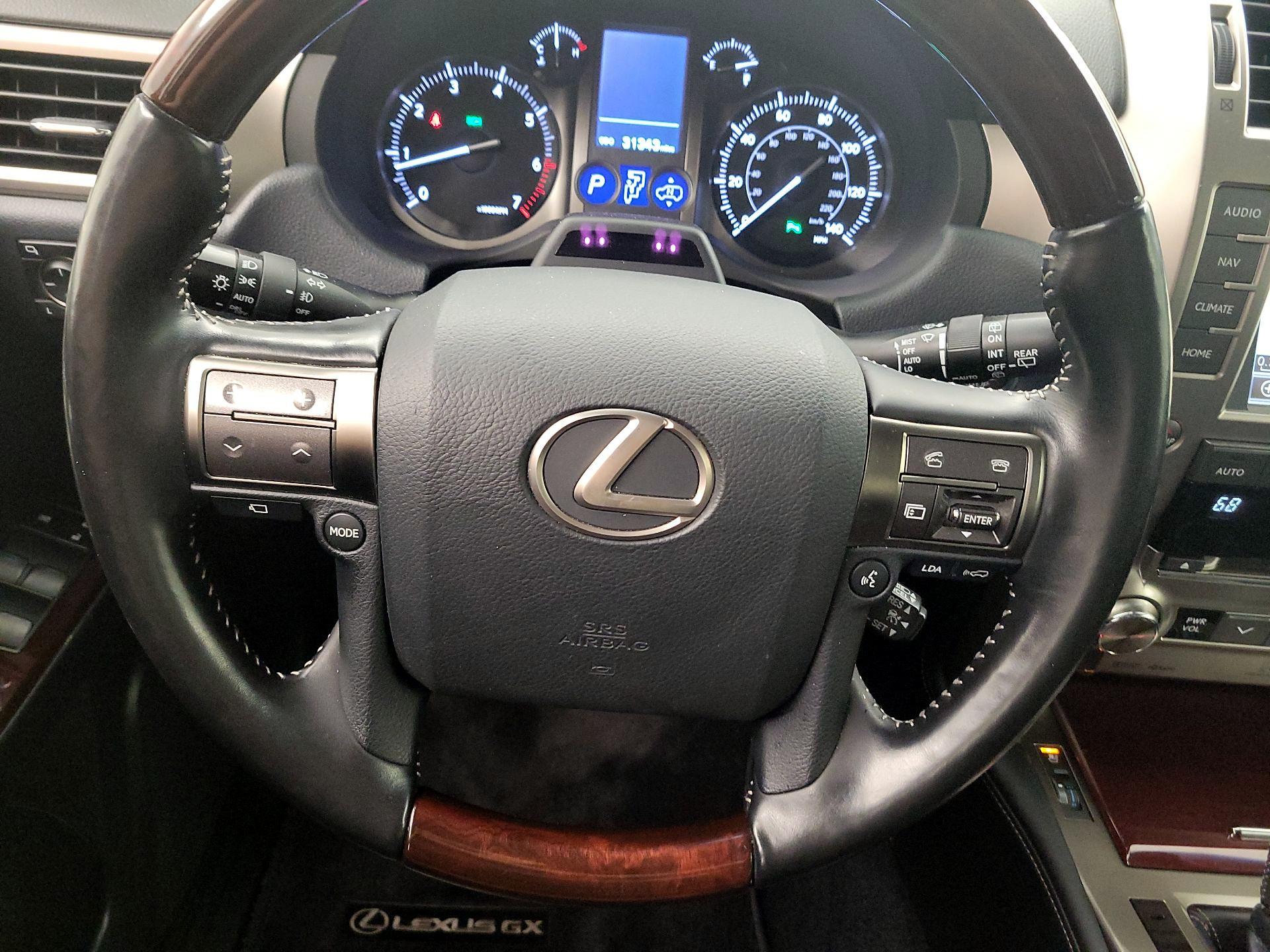 Thumbnail: 2018 Lexus GX - 10