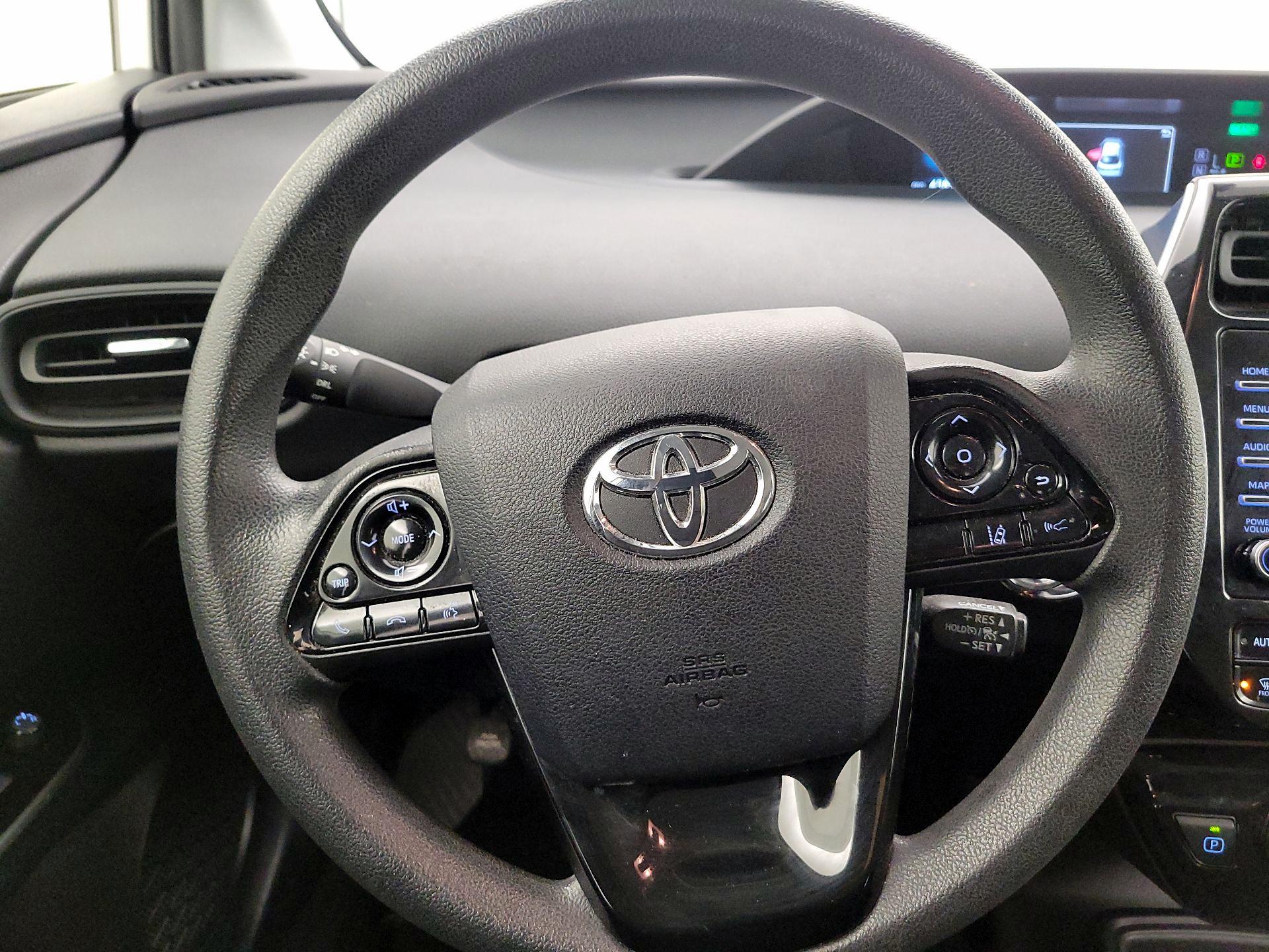 Thumbnail: 2022 Toyota Prius - 10