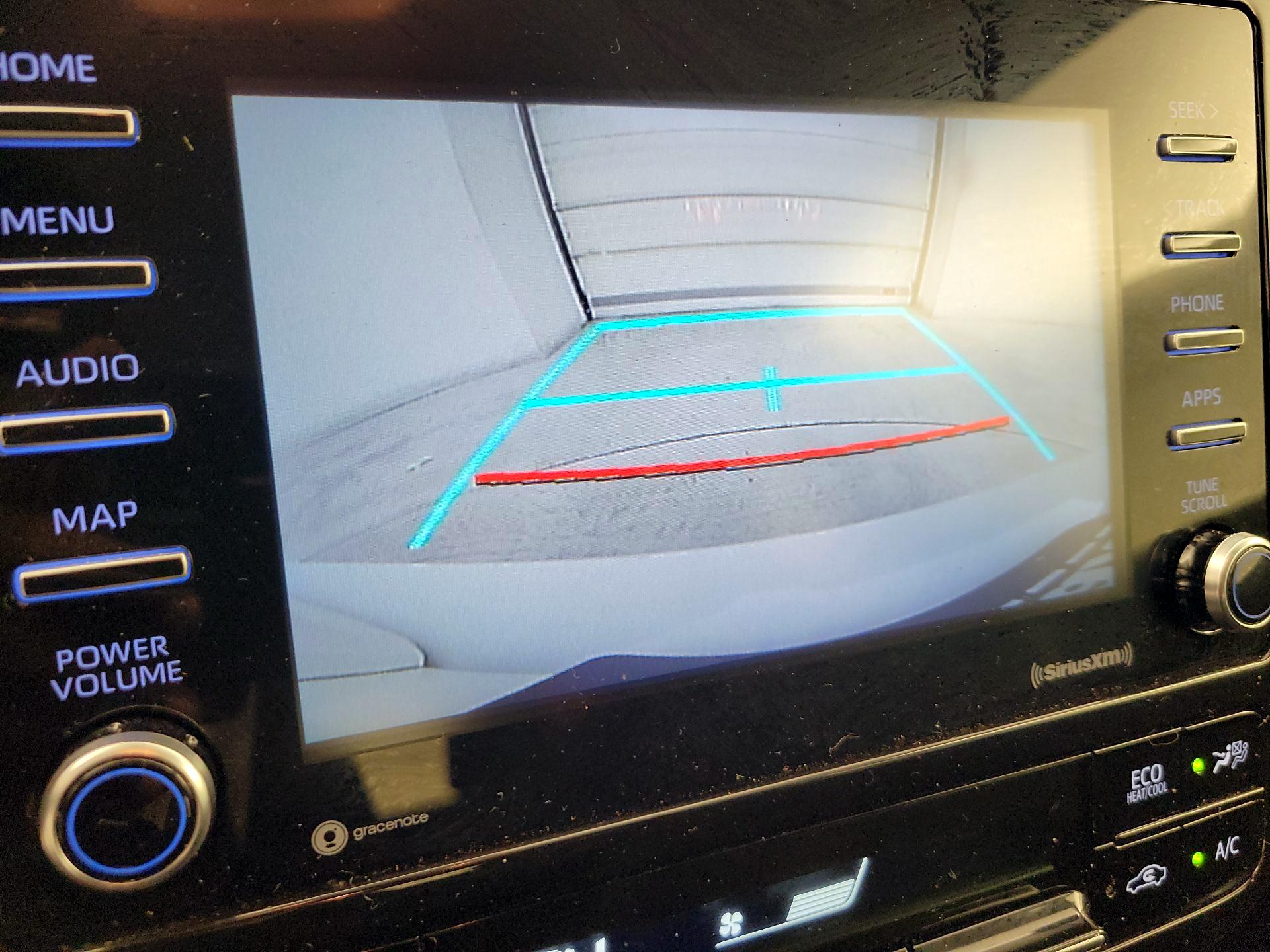 Thumbnail: 2022 Toyota Prius - 14