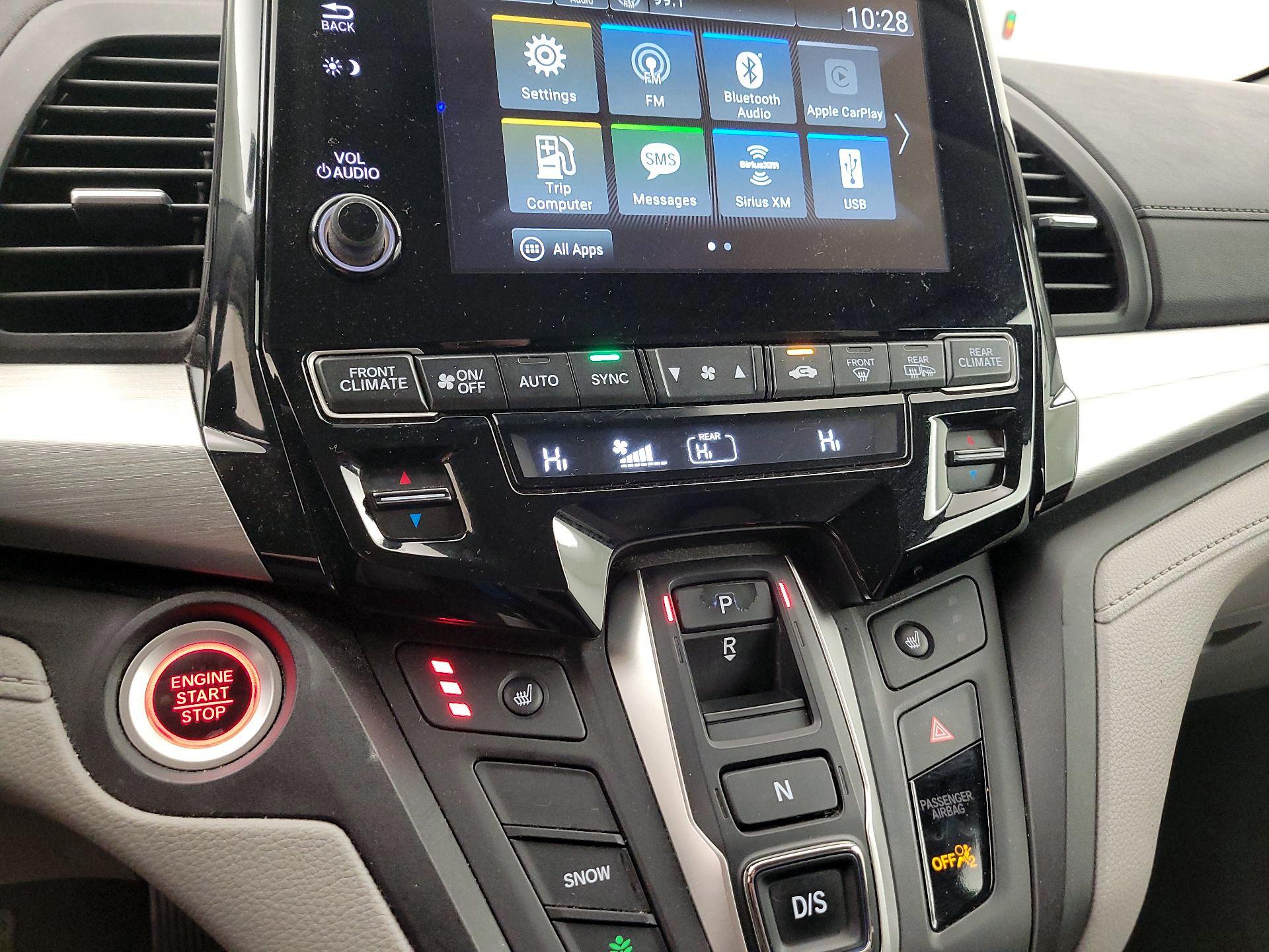 Thumbnail: 2019 Honda Odyssey - 16