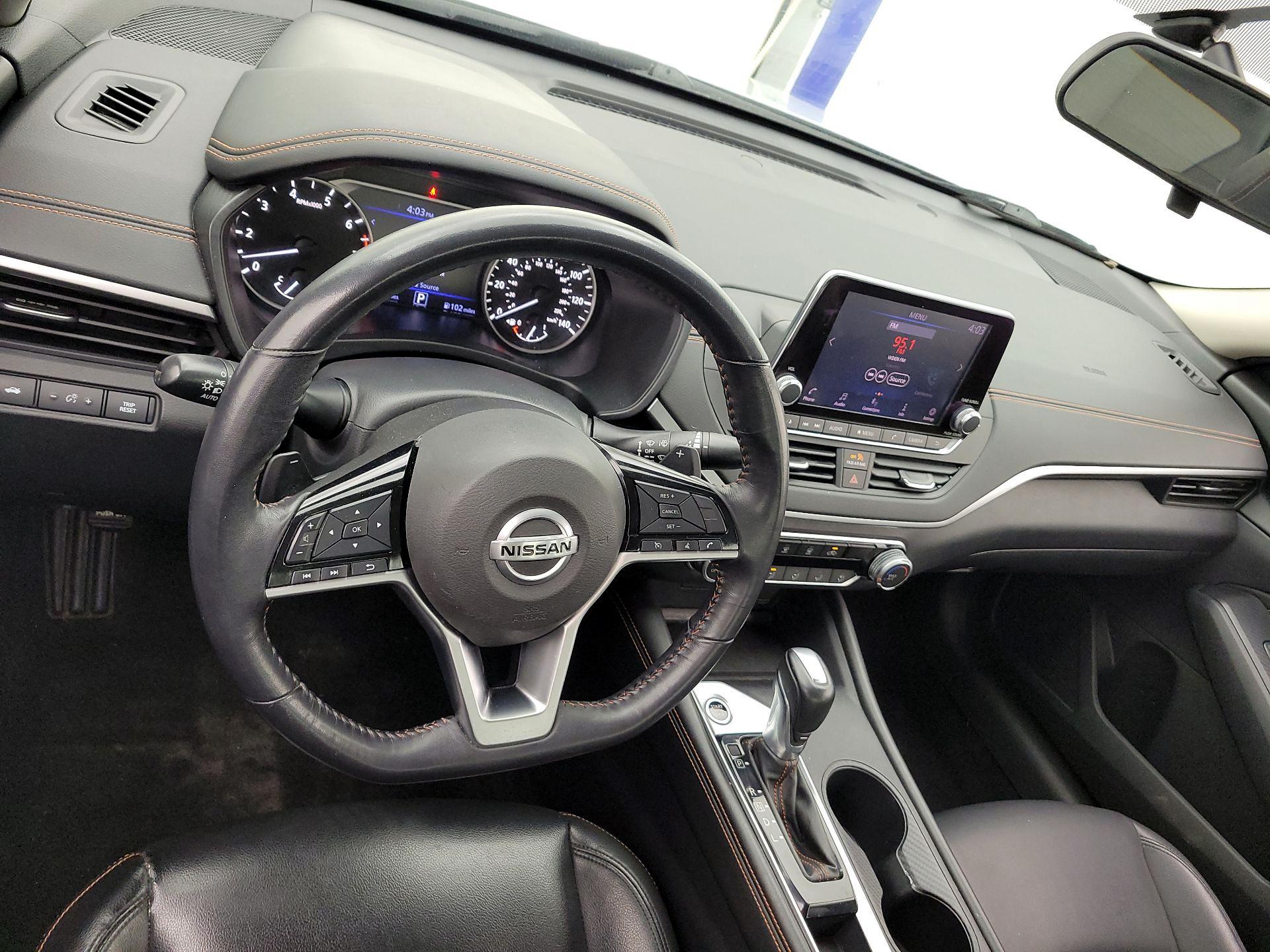 Thumbnail: 2019 Nissan Altima - 9