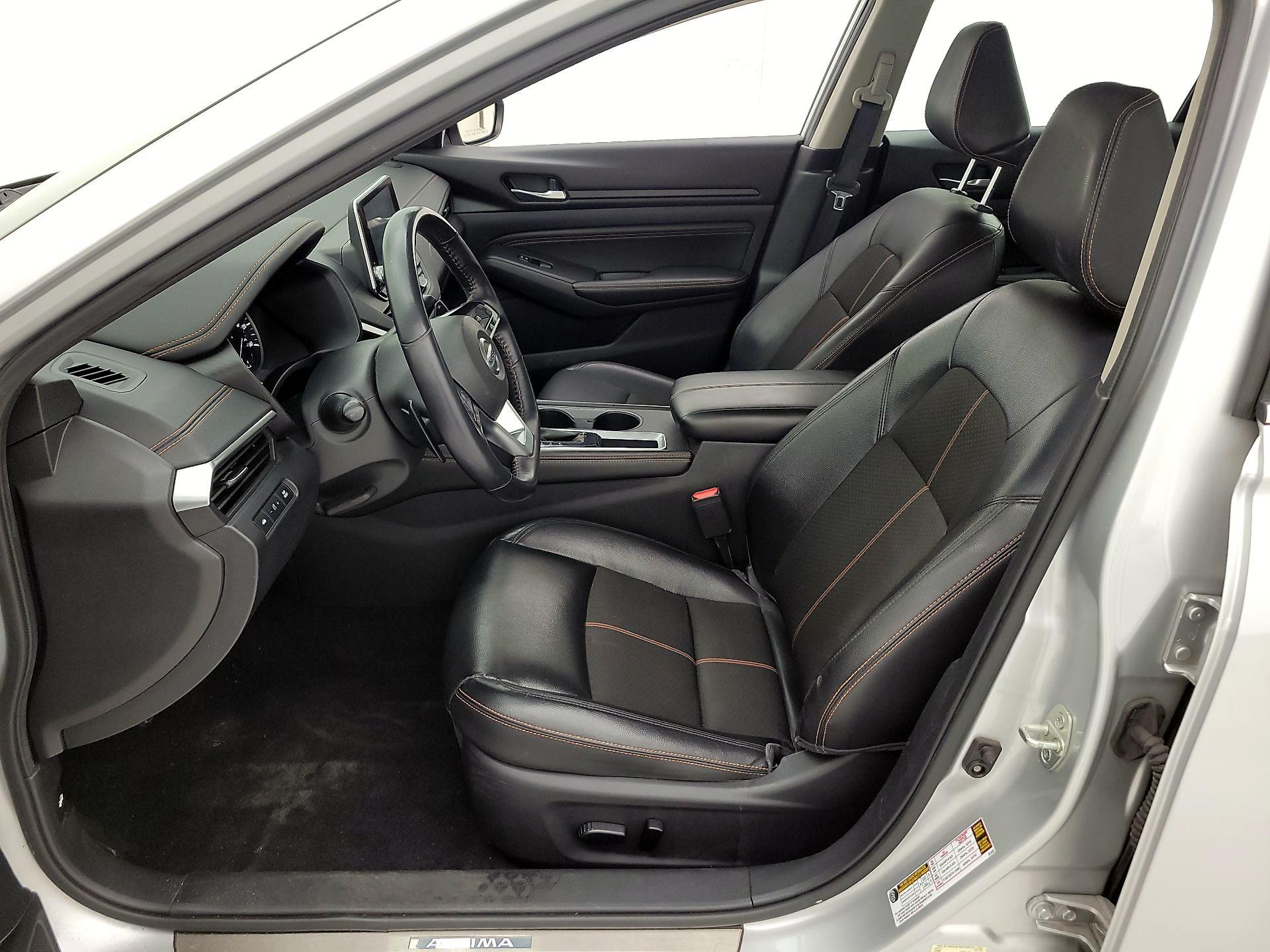 Thumbnail: 2019 Nissan Altima - 11