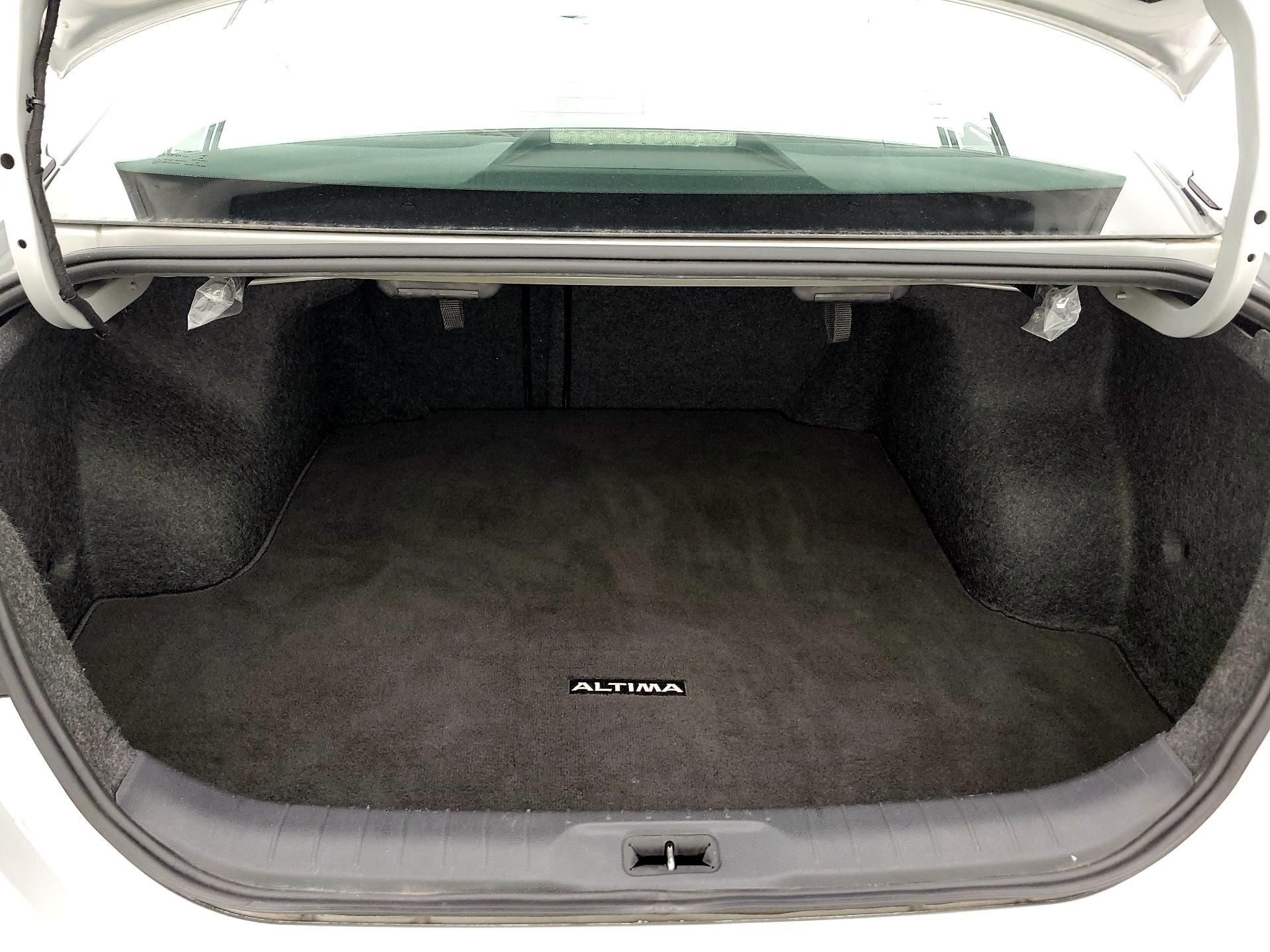 Thumbnail: 2019 Nissan Altima - 20