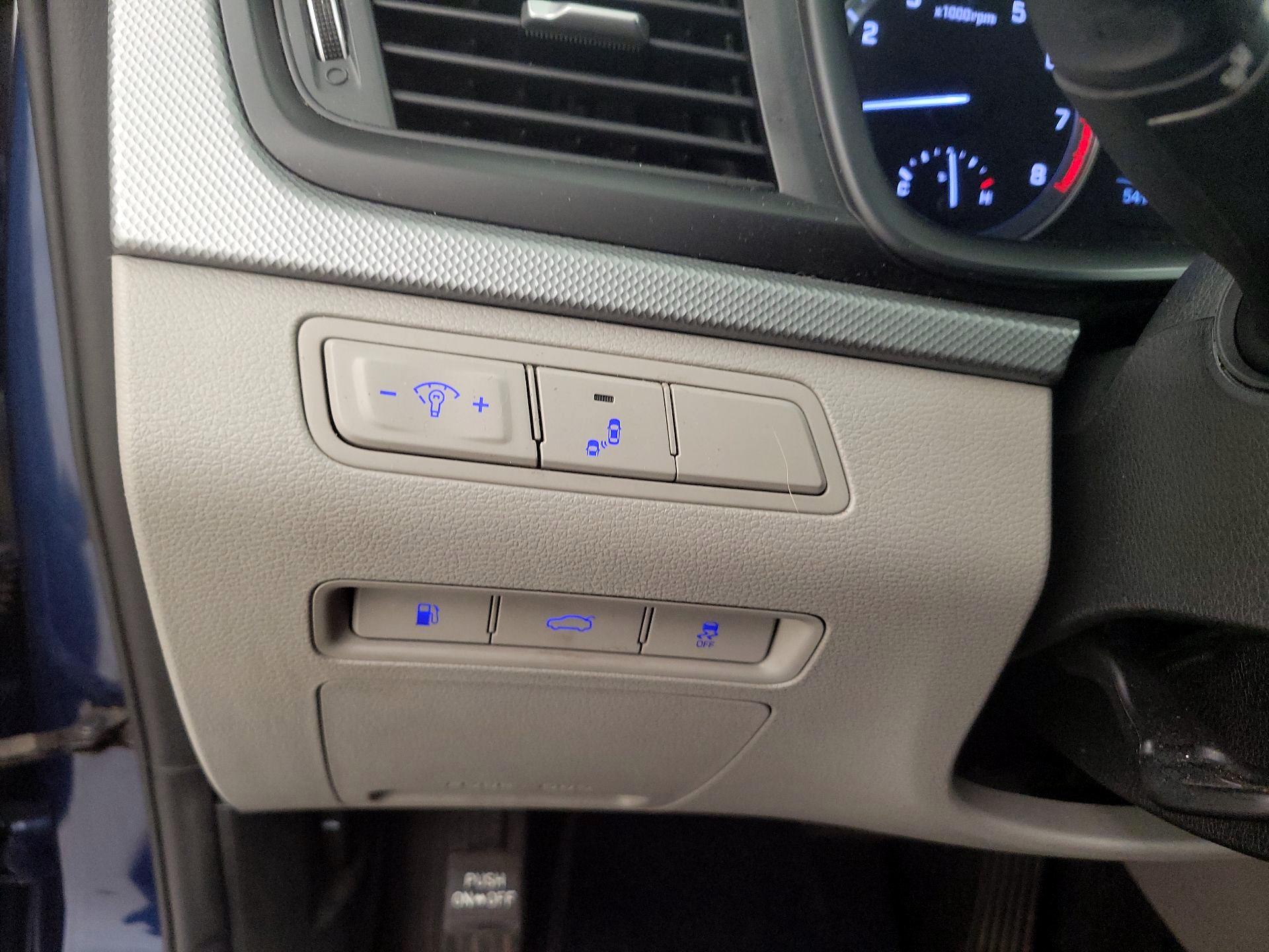 Thumbnail: 2018 Hyundai Sonata - 13