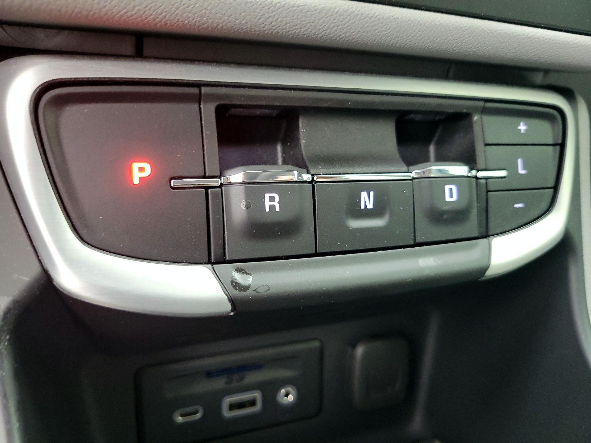 Thumbnail: 2024 GMC Terrain - 17