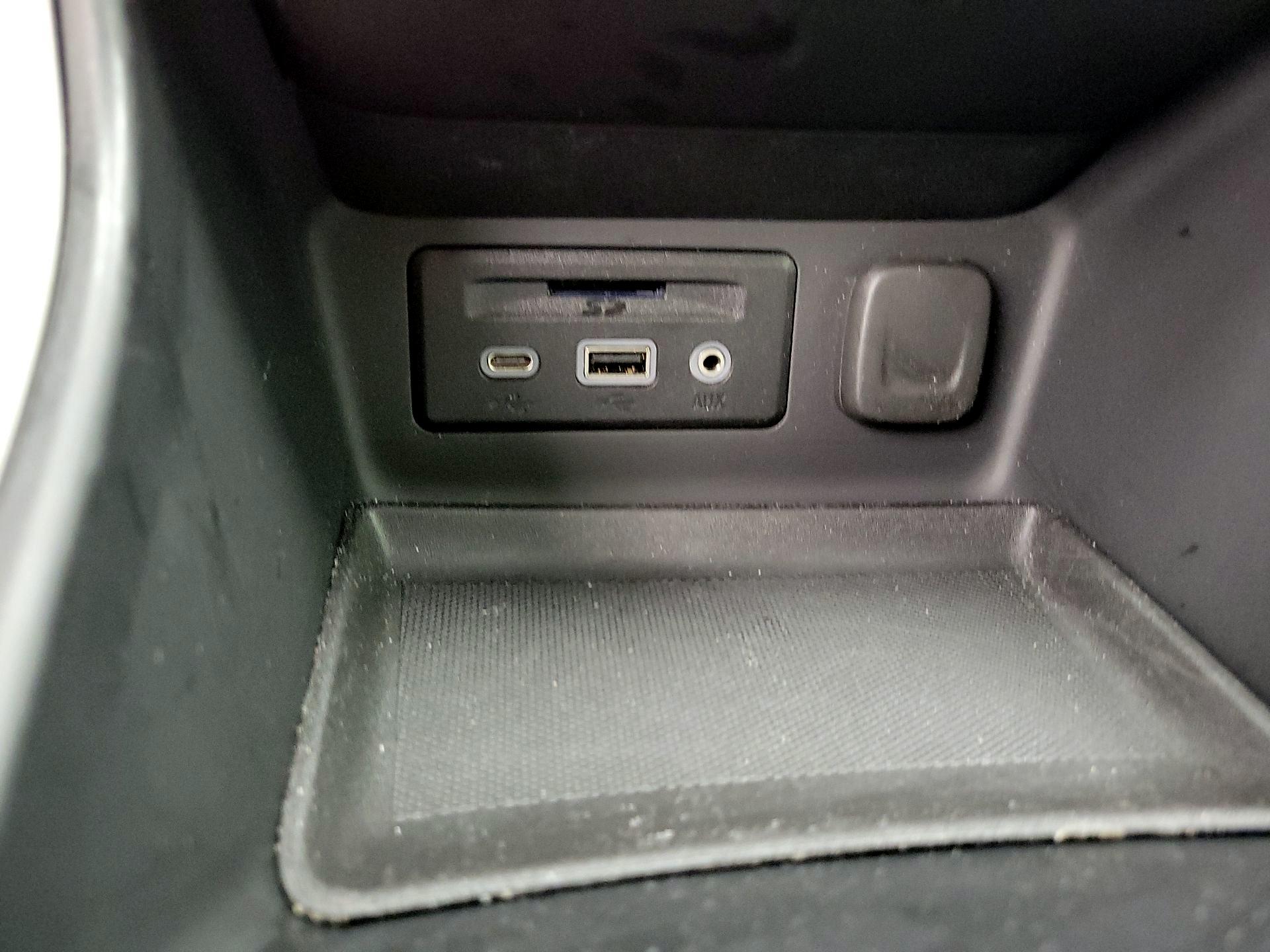 Thumbnail: 2024 GMC Terrain - 18