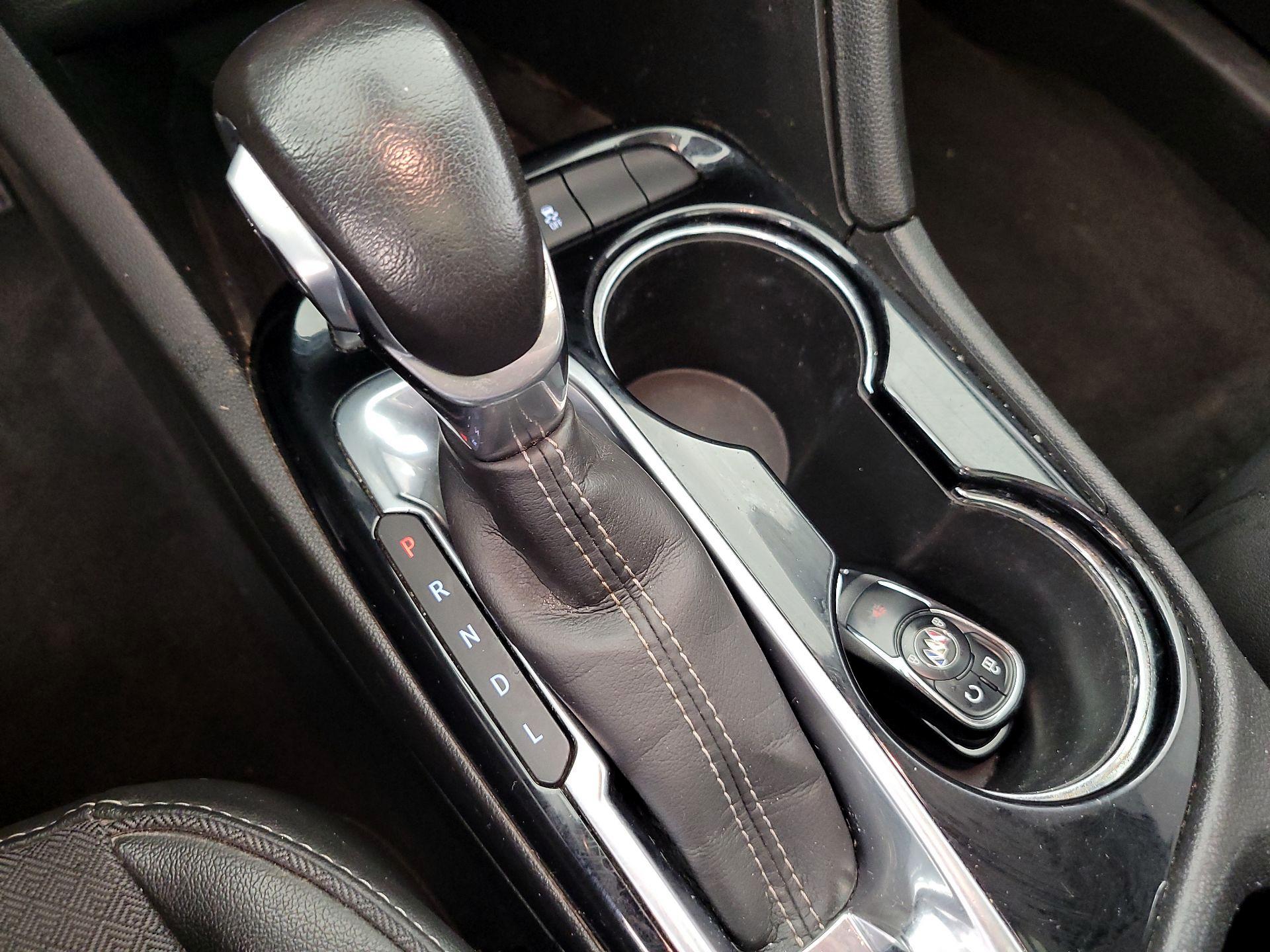 Thumbnail: 2020 Buick Encore GX - 17