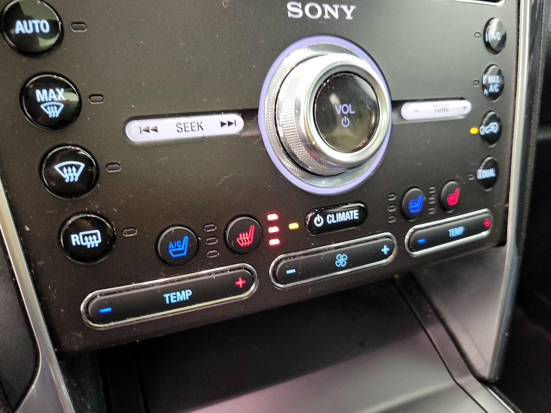 Thumbnail: 2018 Ford Explorer - 17