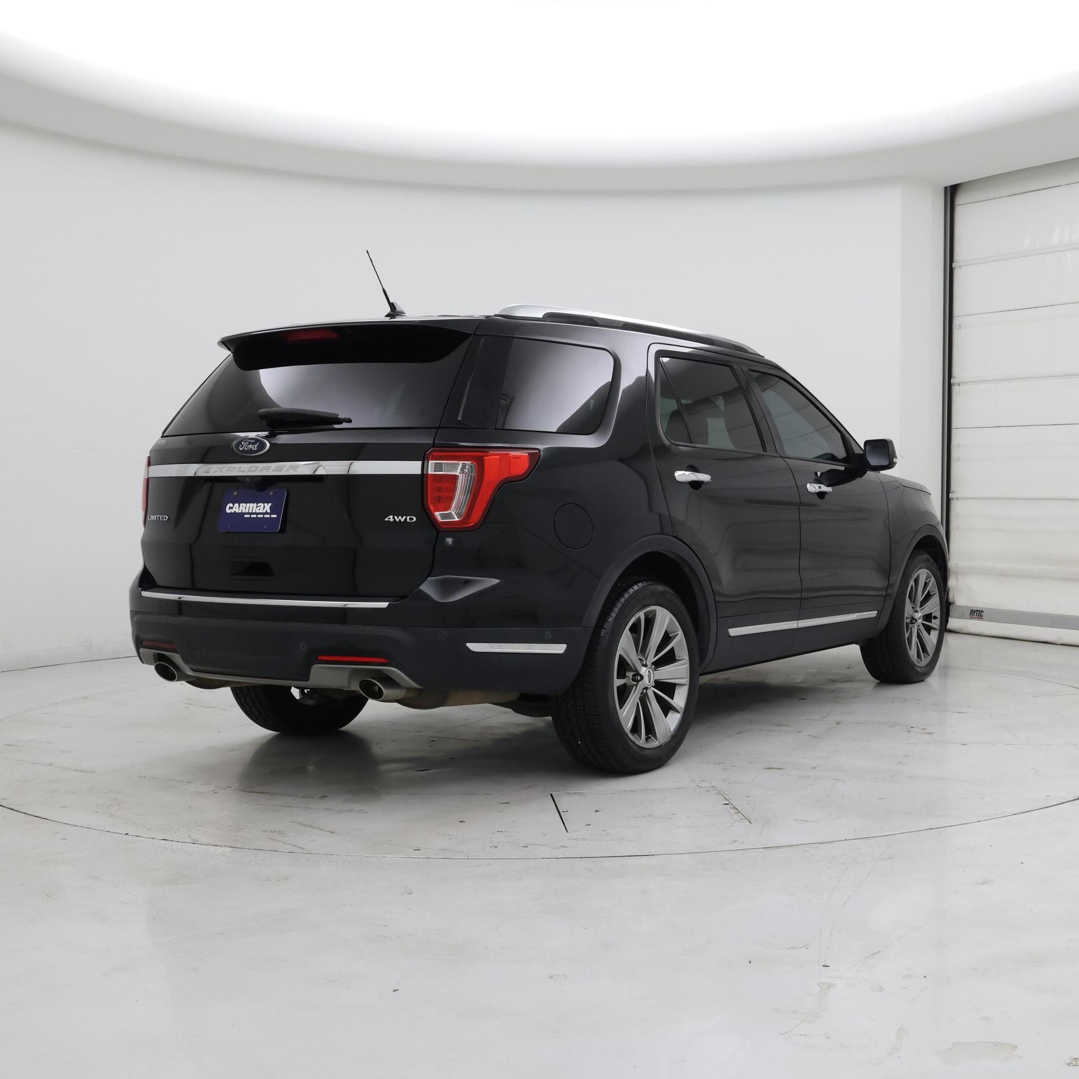 Thumbnail: 2018 Ford Explorer - 8