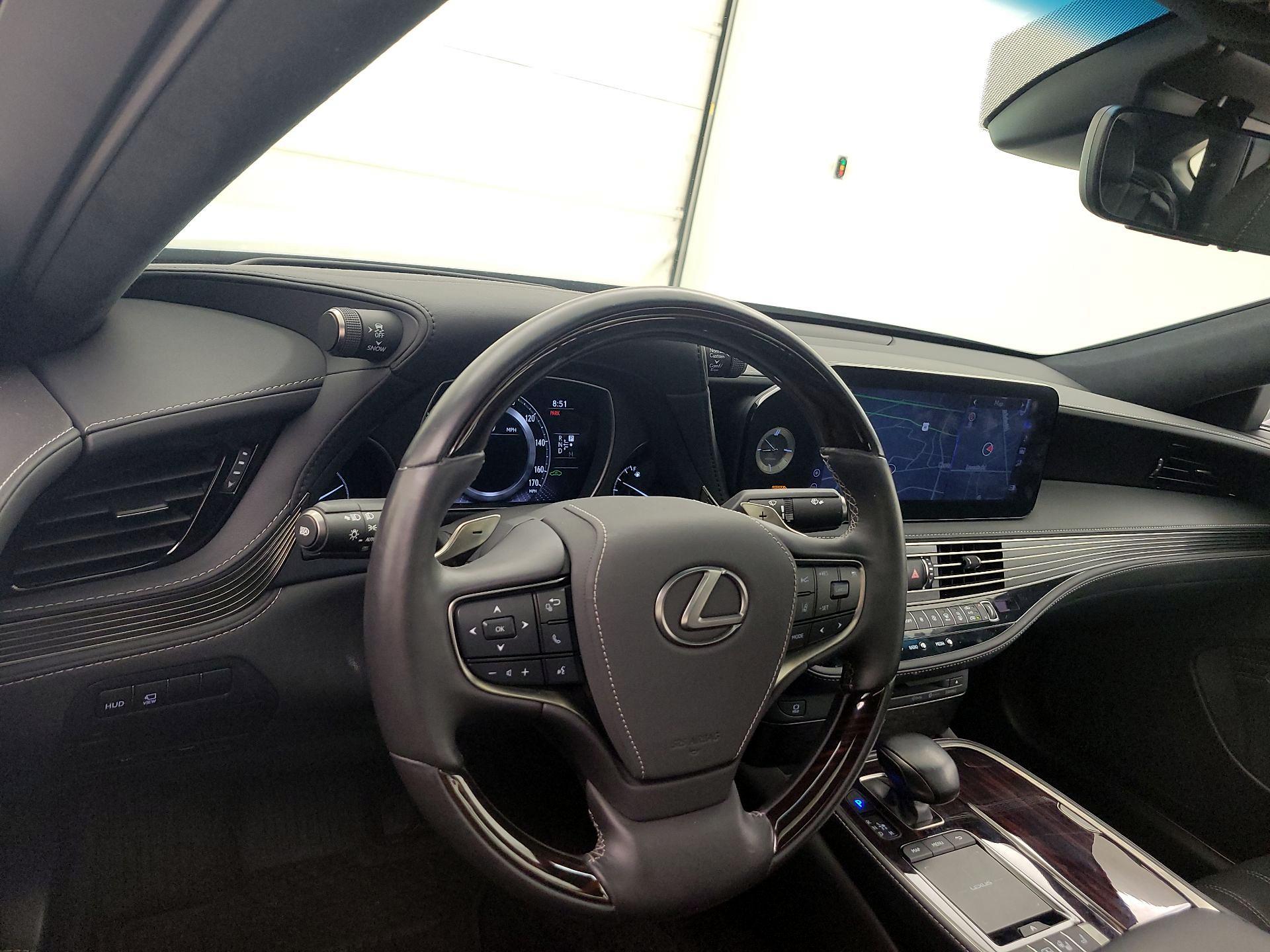 Thumbnail: 2021 Lexus LS - 9