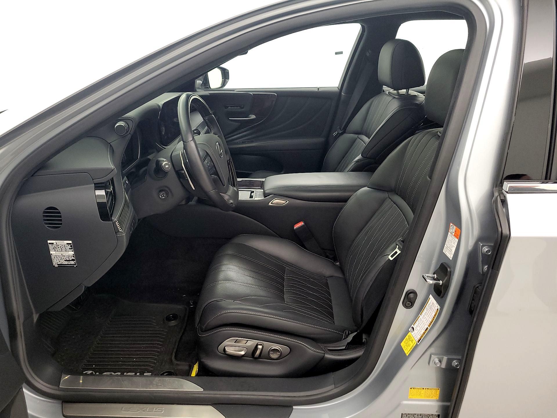 Thumbnail: 2021 Lexus LS - 11