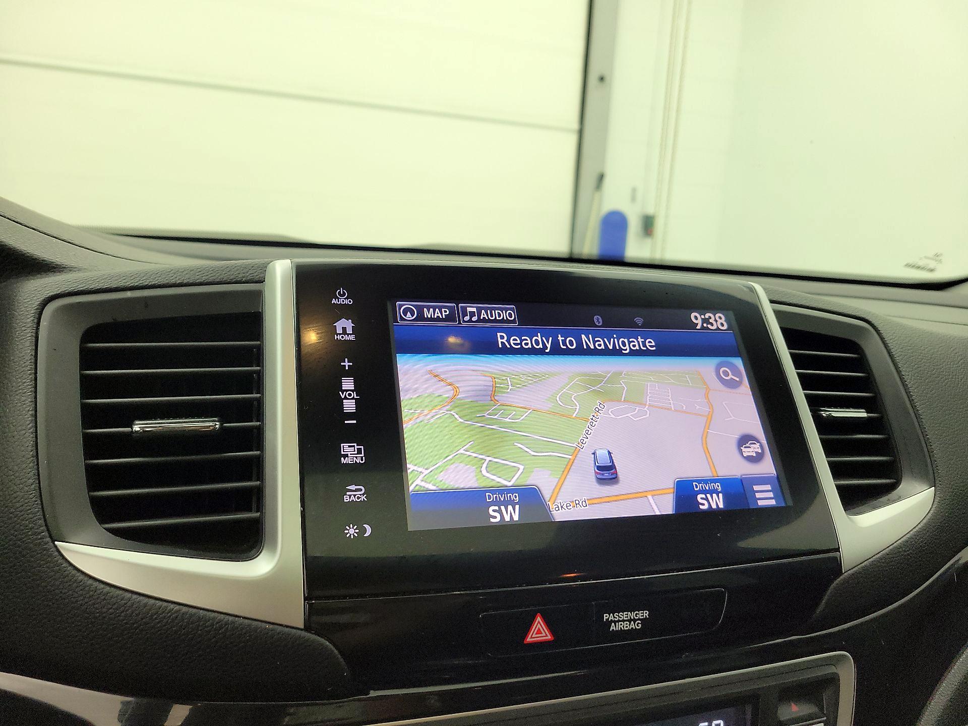 Thumbnail: 2018 Honda Pilot - 14