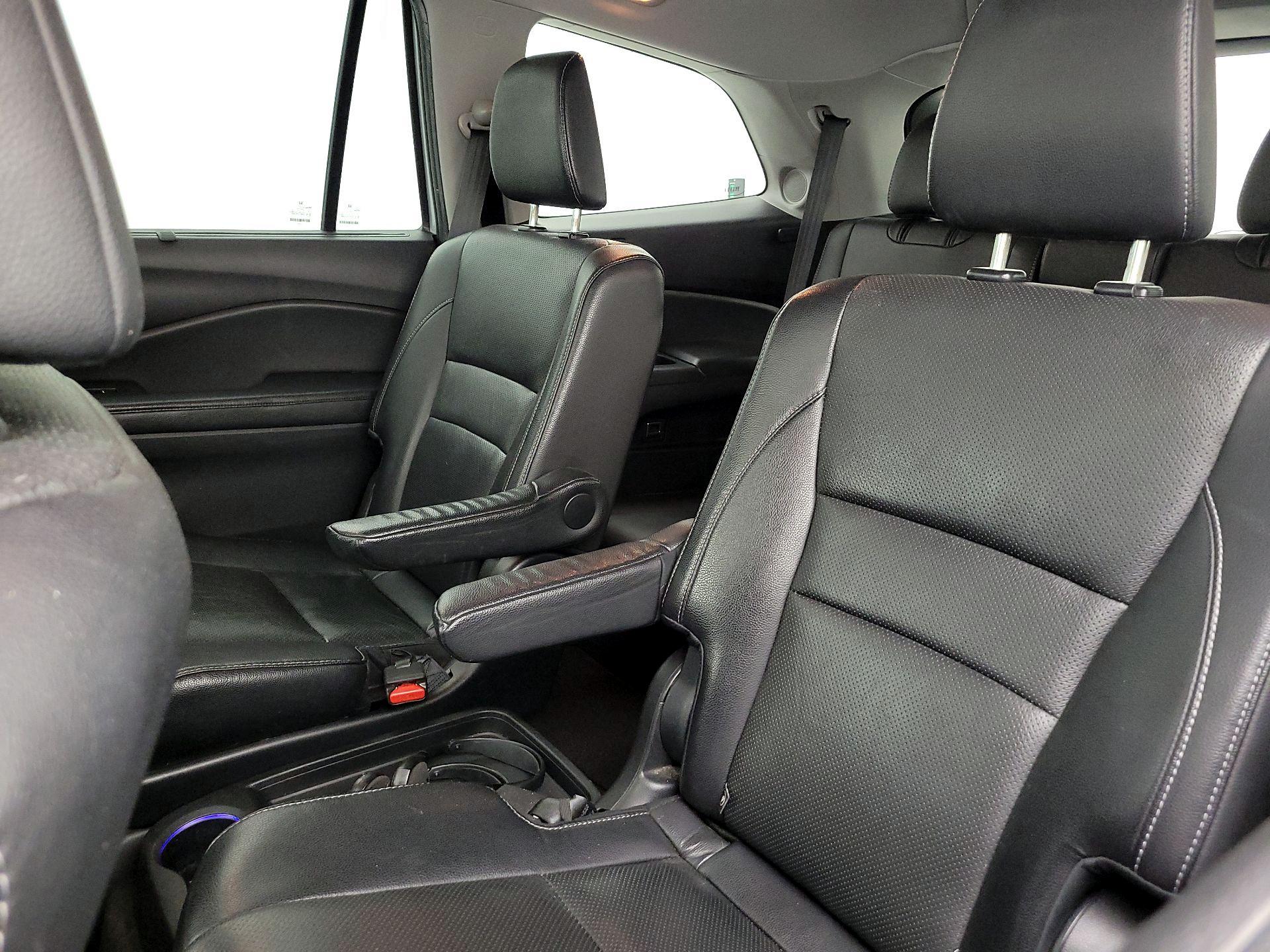 Thumbnail: 2018 Honda Pilot - 20