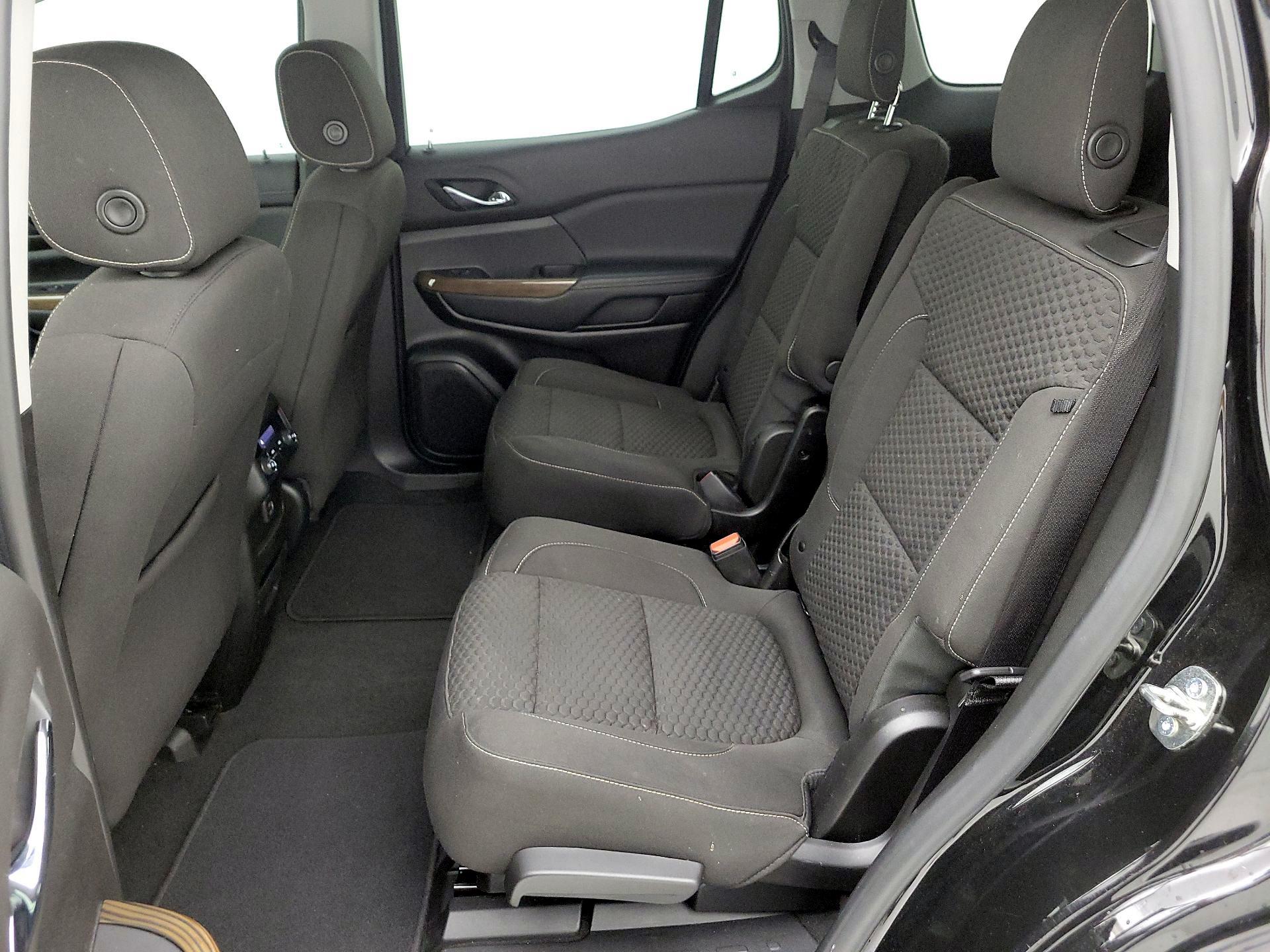 Thumbnail: 2019 GMC Acadia - 20