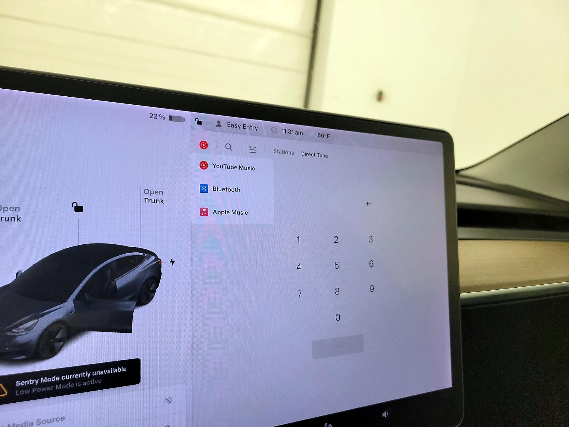 Thumbnail: 2022 Tesla Model 3 - 15