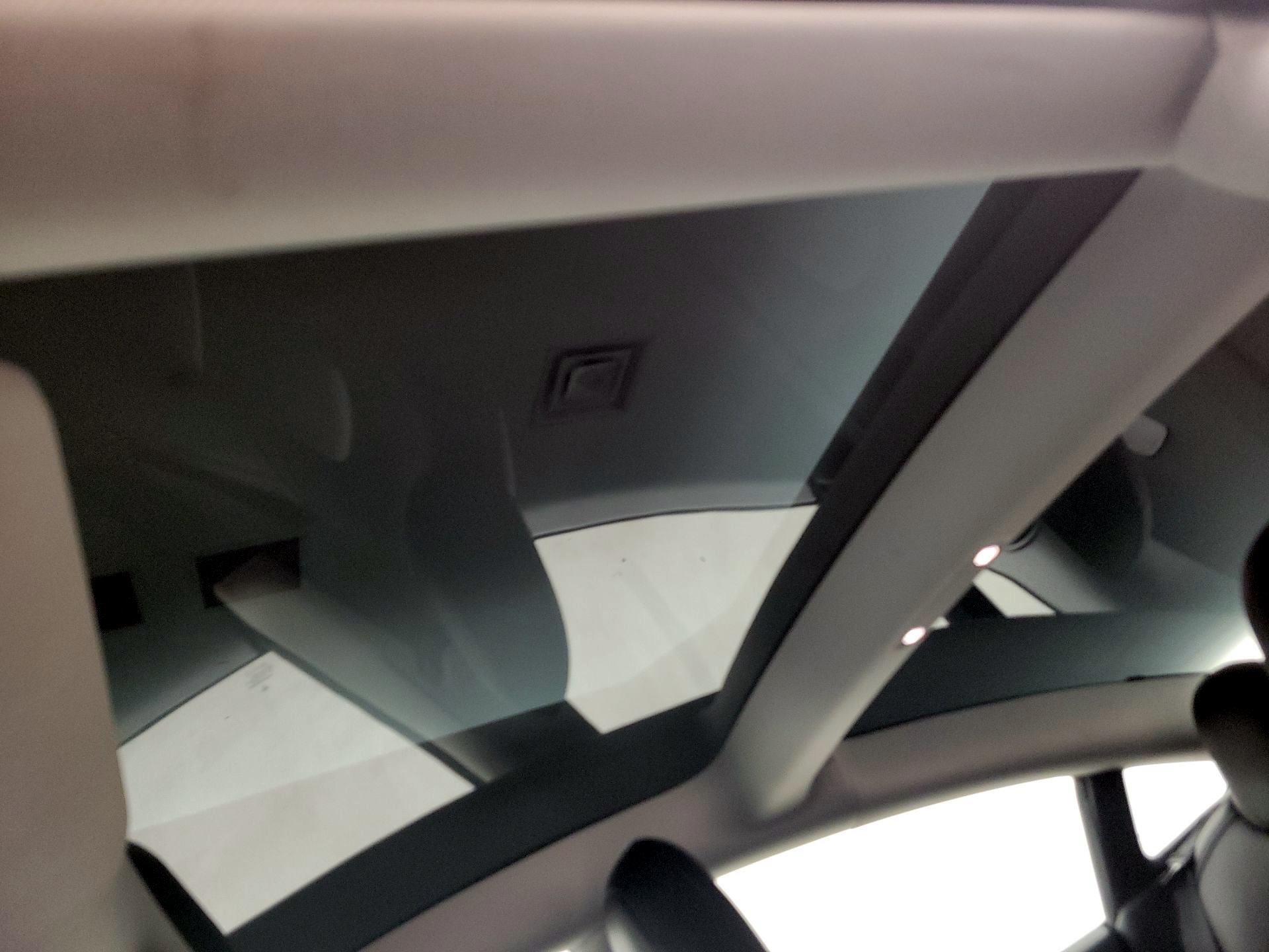 Thumbnail: 2022 Tesla Model 3 - 18