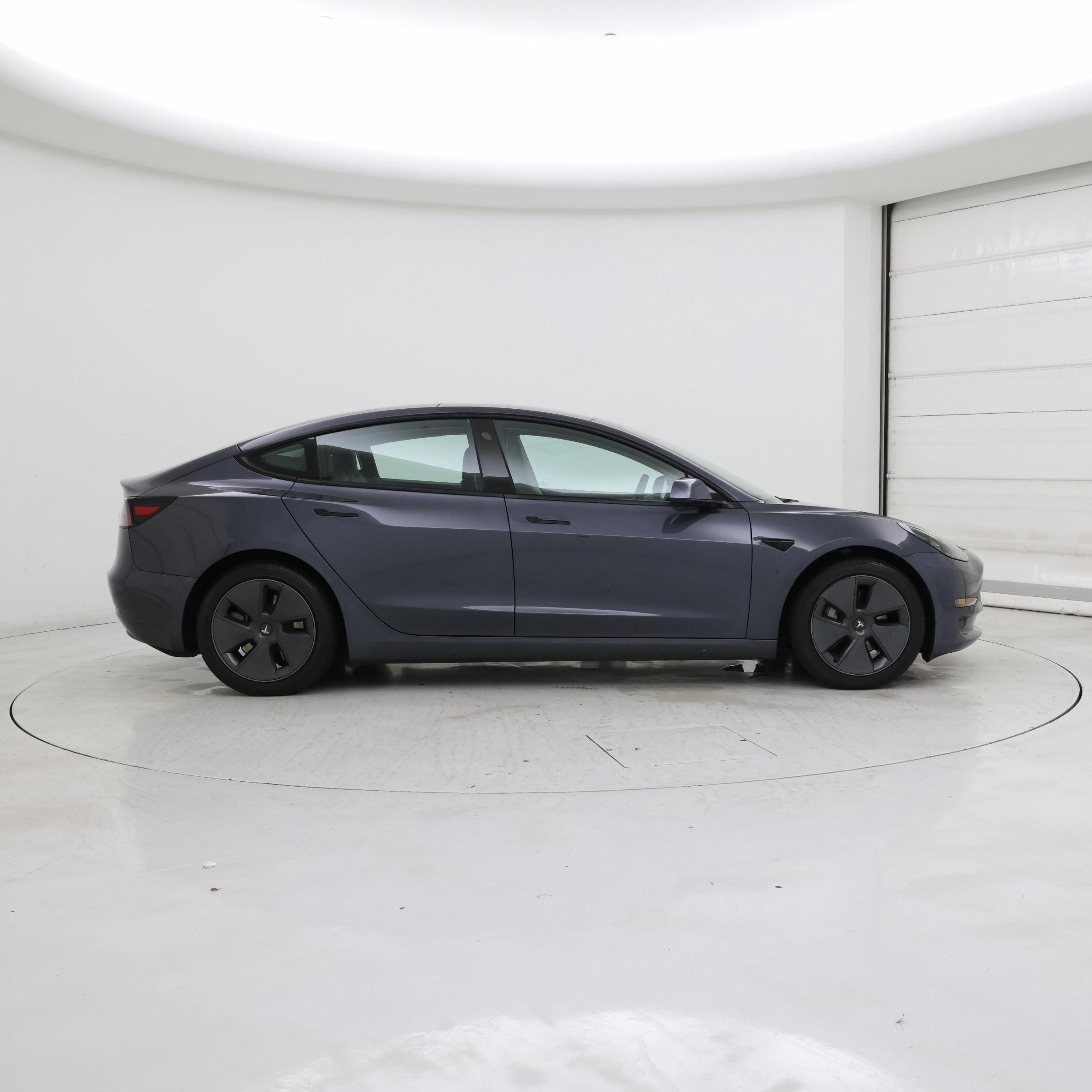 Thumbnail: 2022 Tesla Model 3 - 7