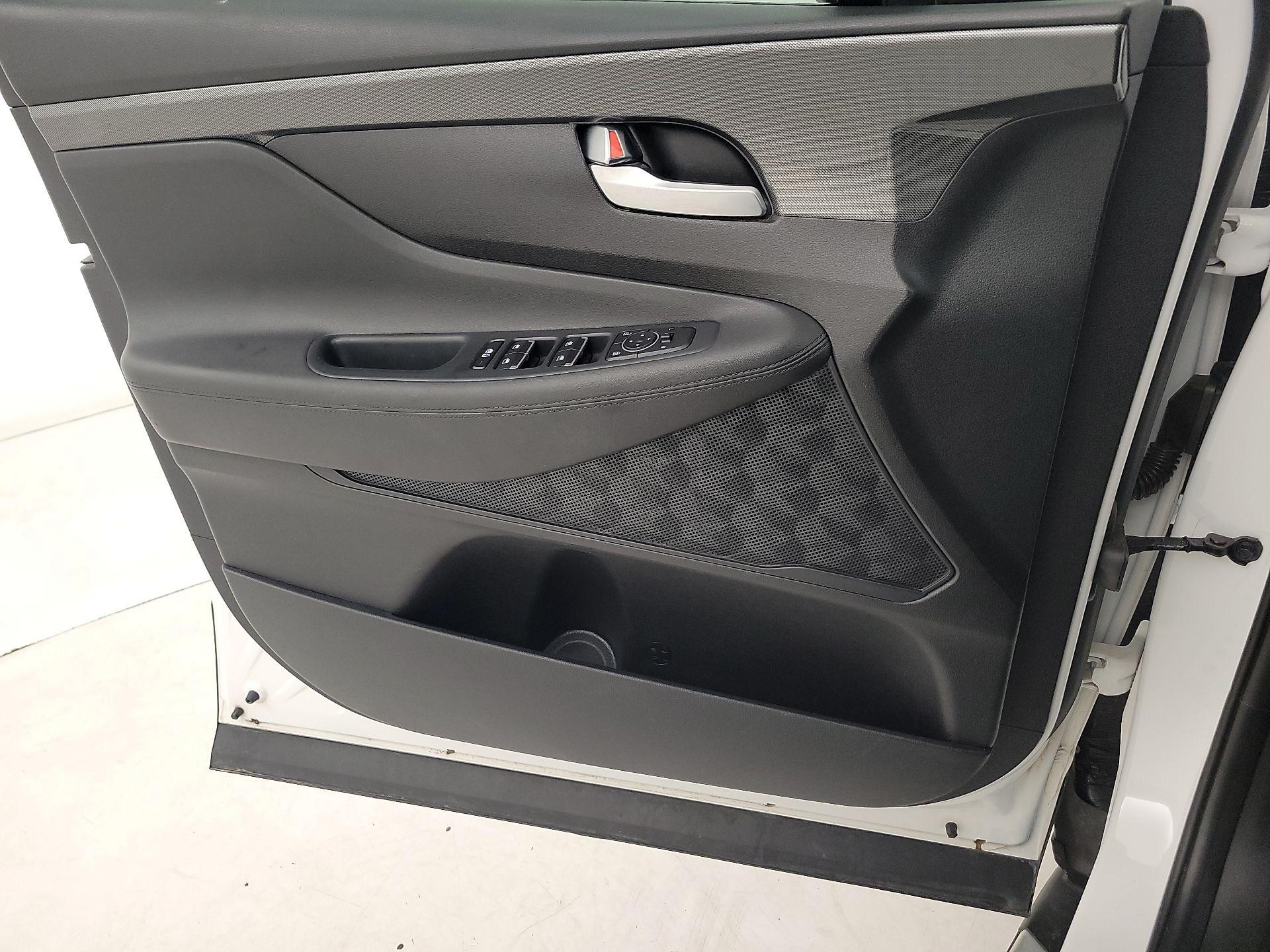 Thumbnail: 2023 Hyundai Santa Fe - 12