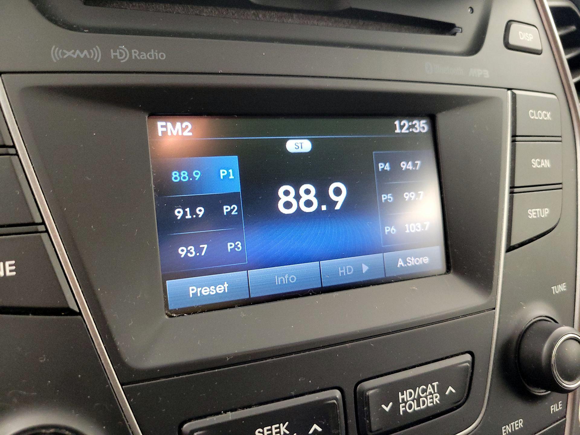 Thumbnail: 2016 Hyundai Santa Fe - 15