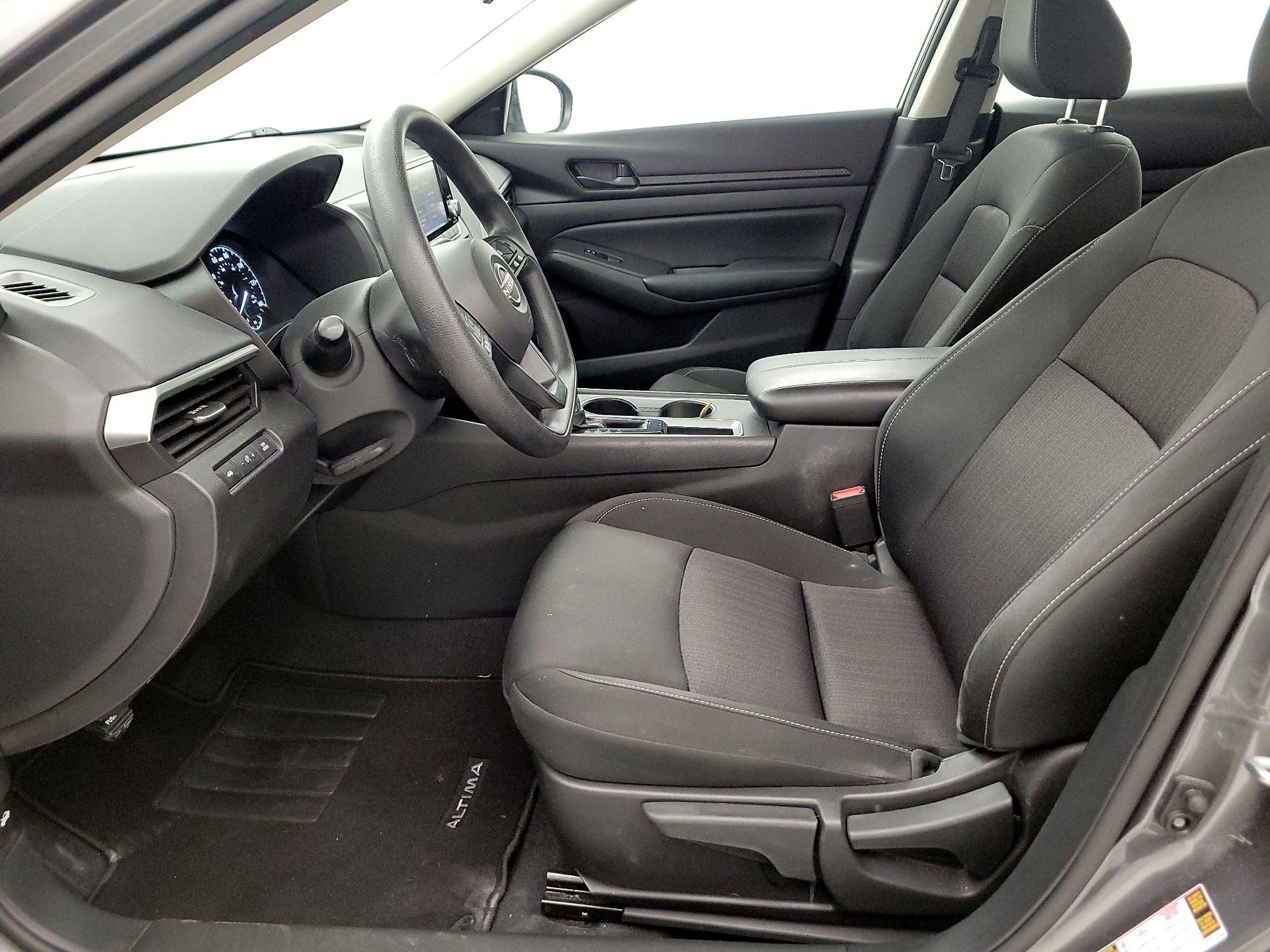 Thumbnail: 2023 Nissan Altima - 11