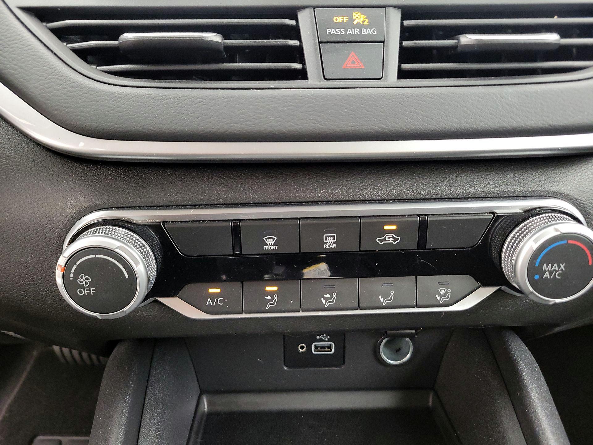 Thumbnail: 2023 Nissan Altima - 16