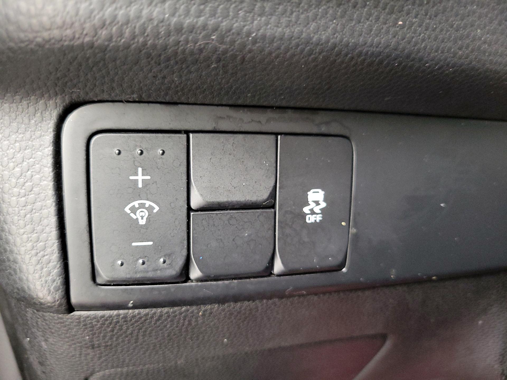 Thumbnail: 2019 Kia Soul - 13