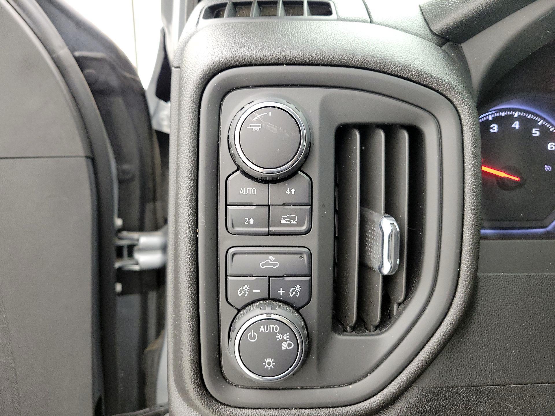 Thumbnail: 2024 Chevrolet Silverado 1500 - 13