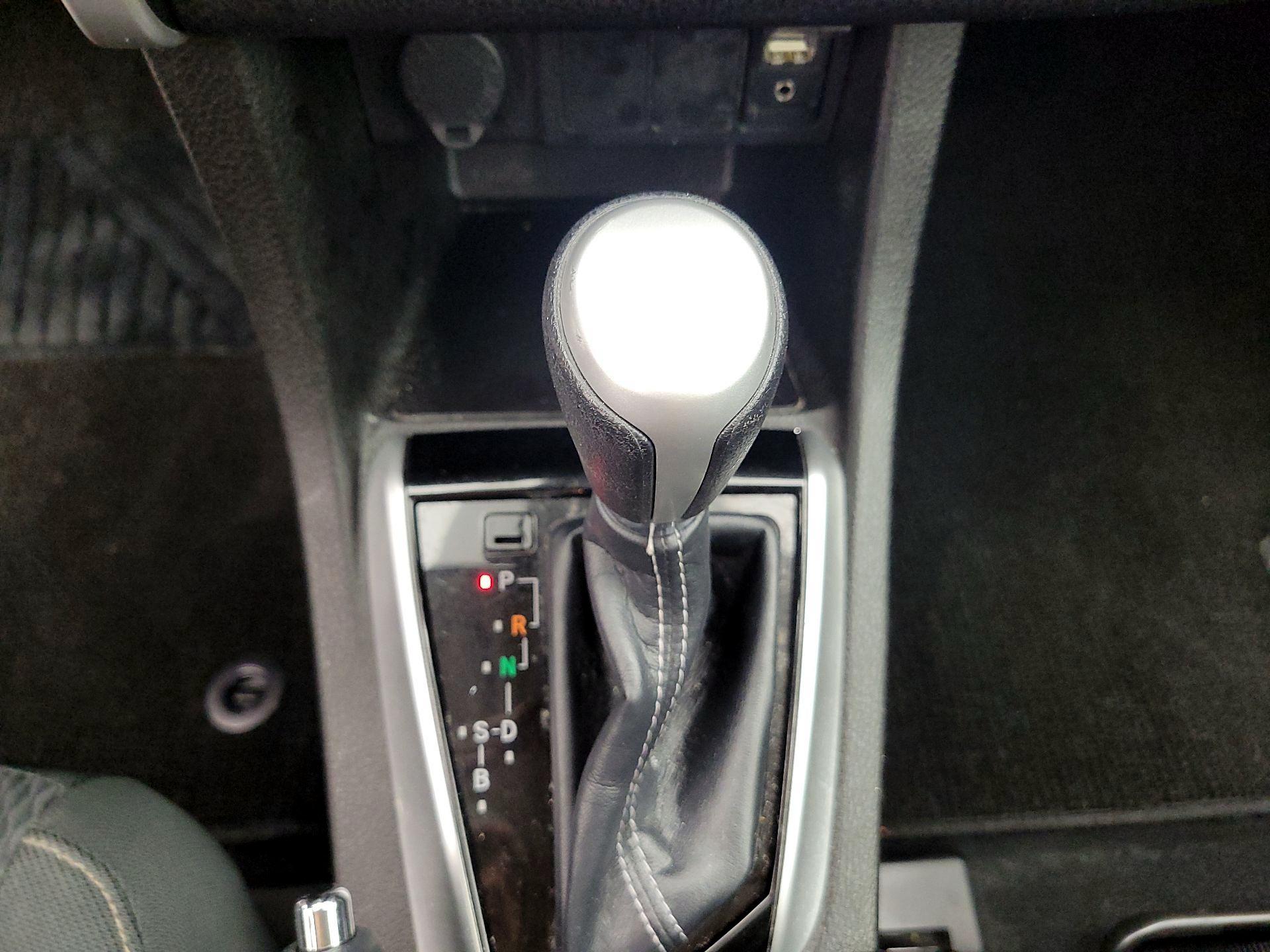 Thumbnail: 2018 Toyota Corolla - 17