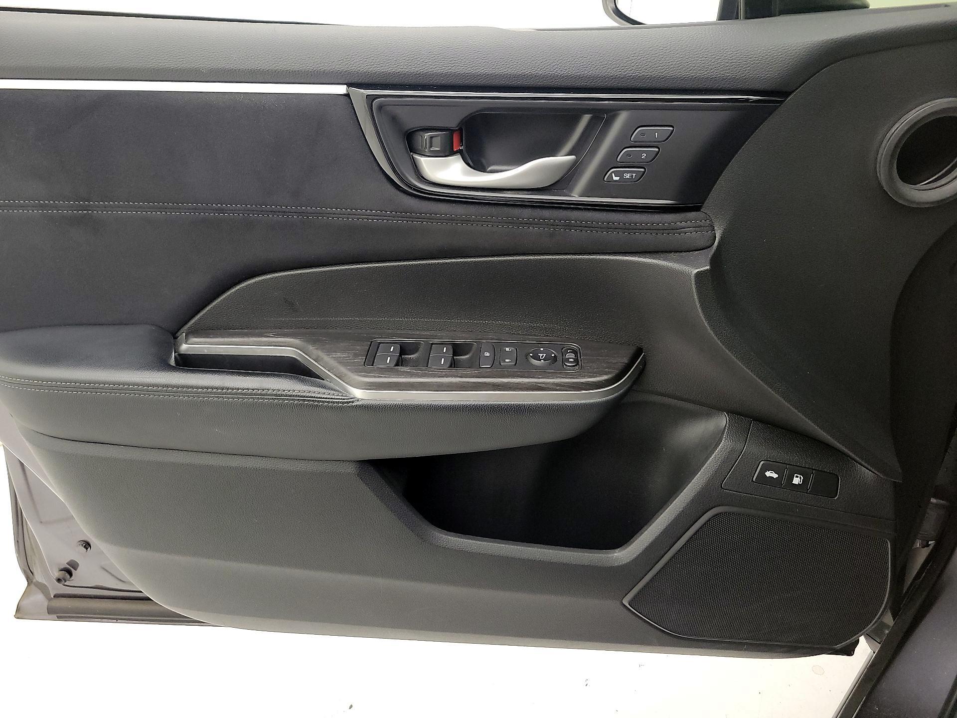 Thumbnail: 2018 Honda Clarity - 12