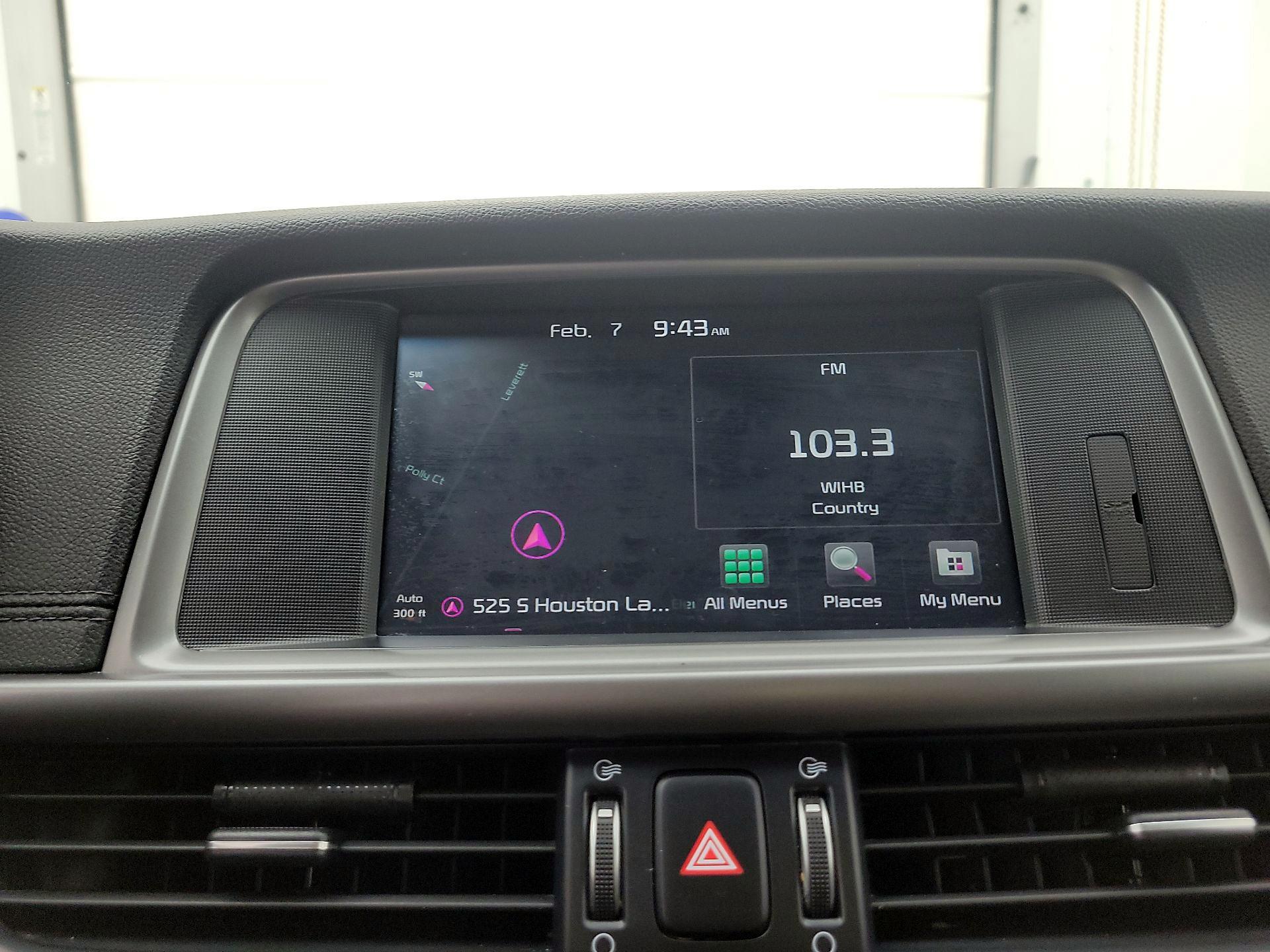 Thumbnail: 2016 Kia Optima - 16