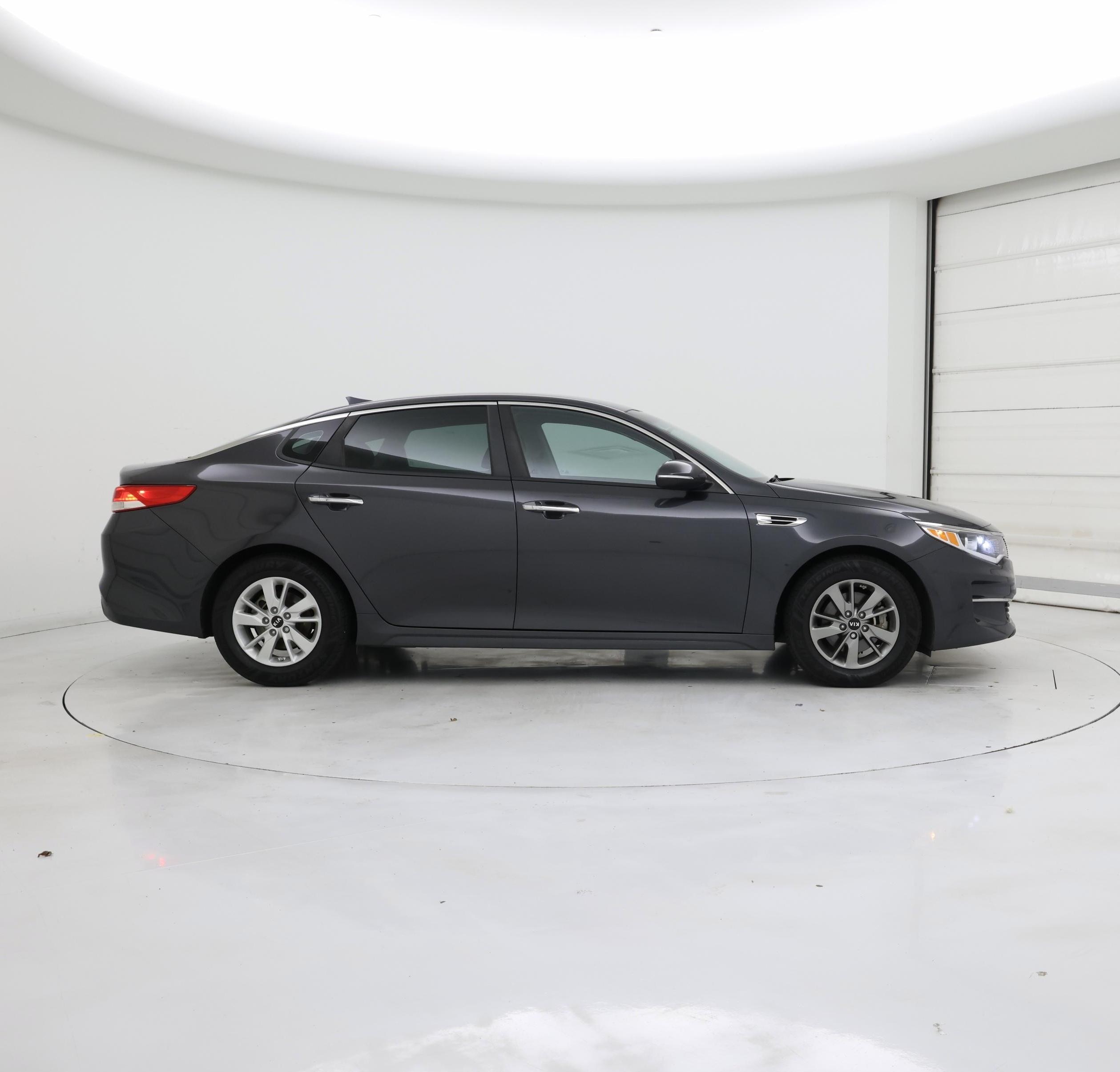 Thumbnail: 2016 Kia Optima - 7