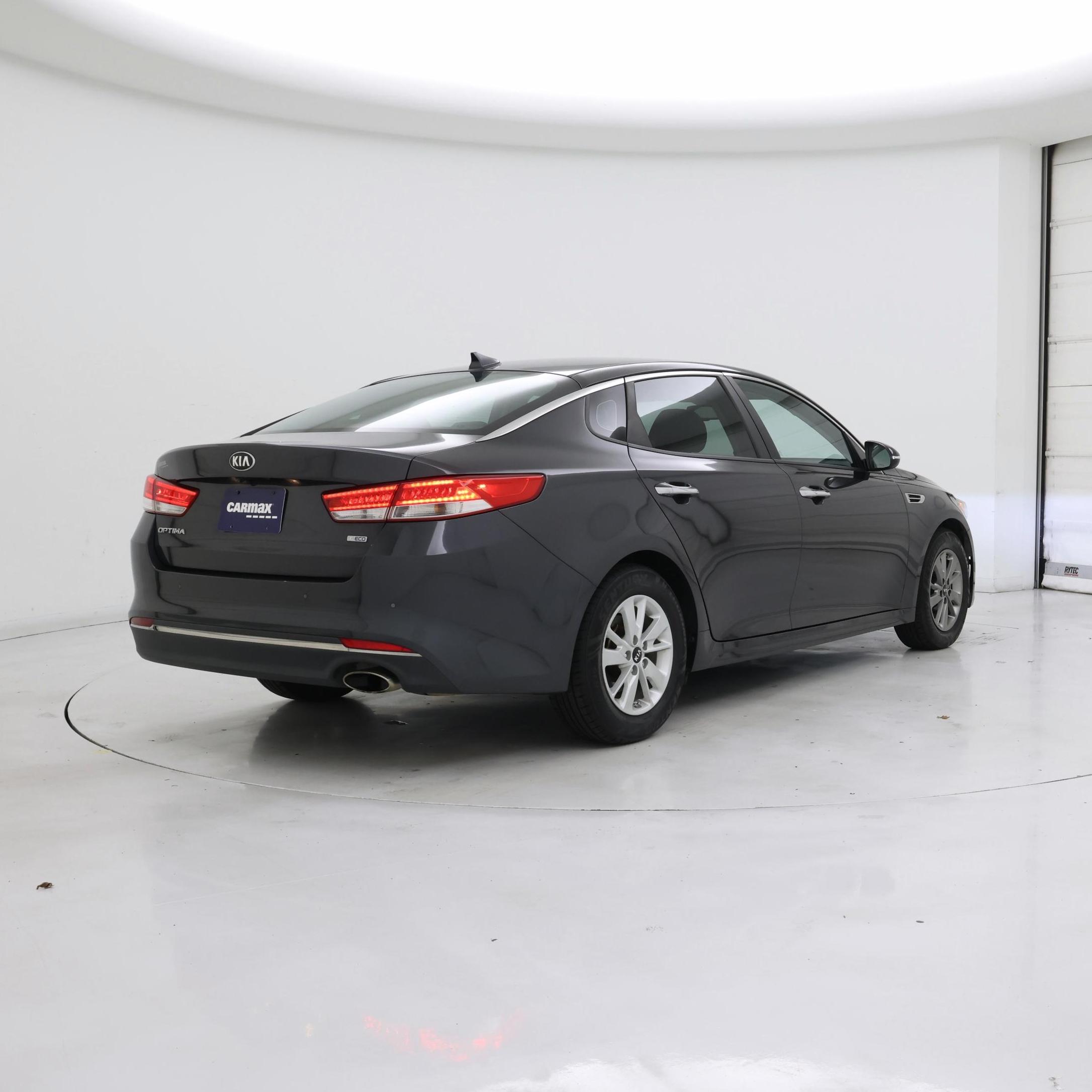 Thumbnail: 2016 Kia Optima - 8