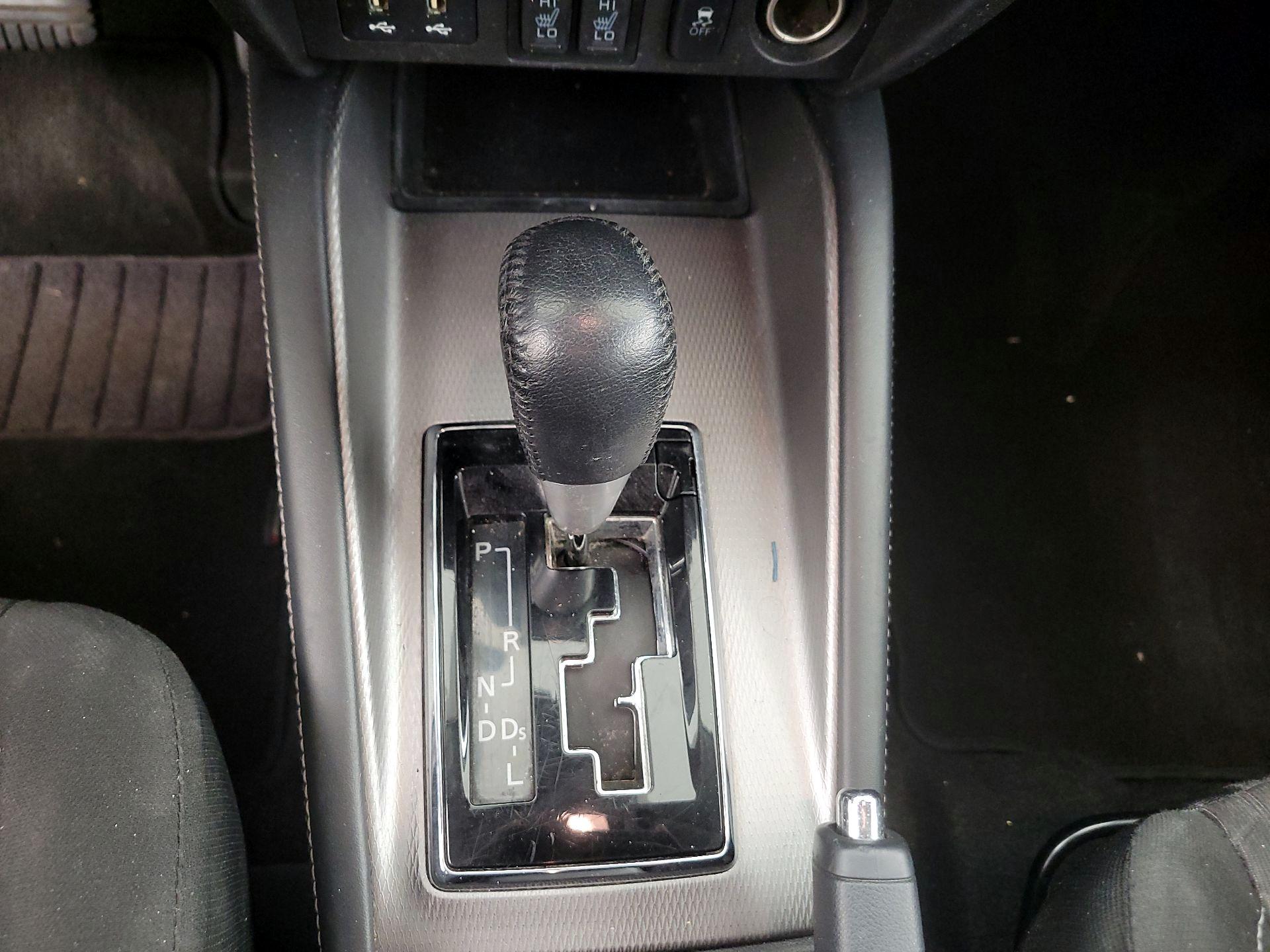 Thumbnail: 2021 Mitsubishi Outlander Sport - 17