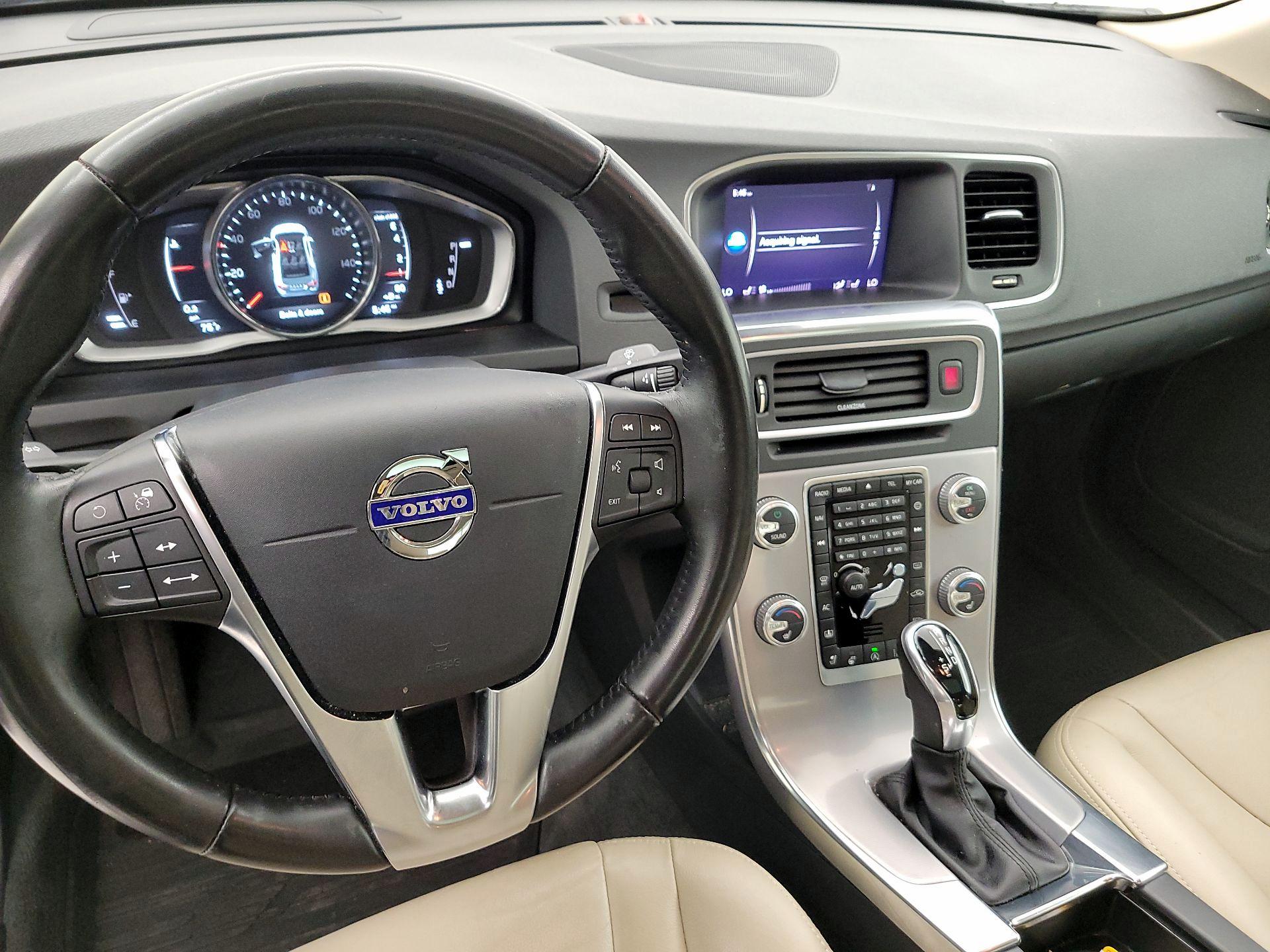 Thumbnail: 2018 Volvo S60 - 9