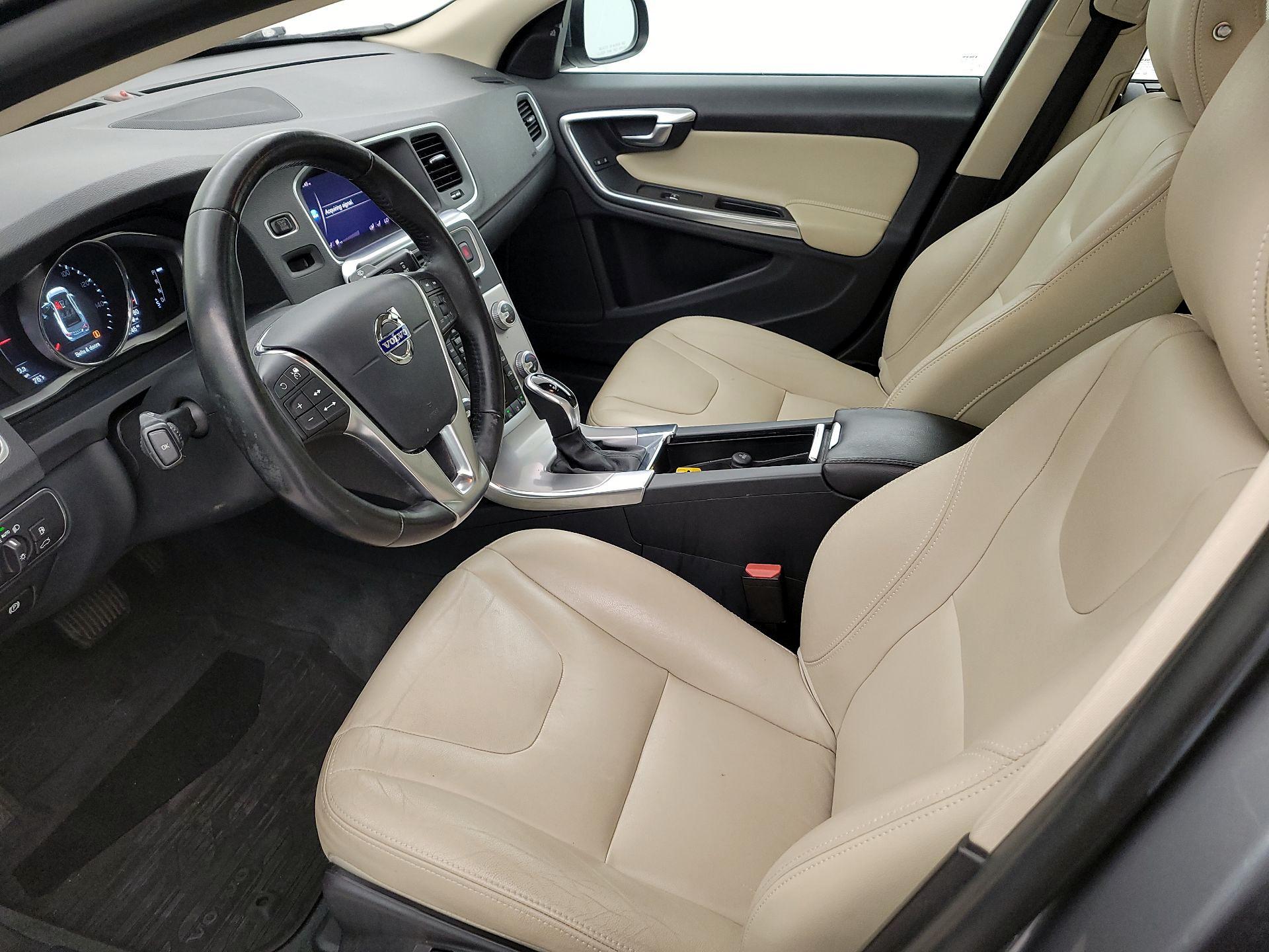 Thumbnail: 2018 Volvo S60 - 11