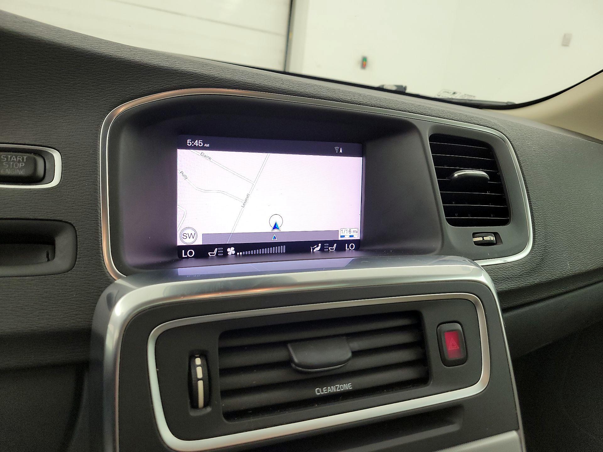 Thumbnail: 2018 Volvo S60 - 14