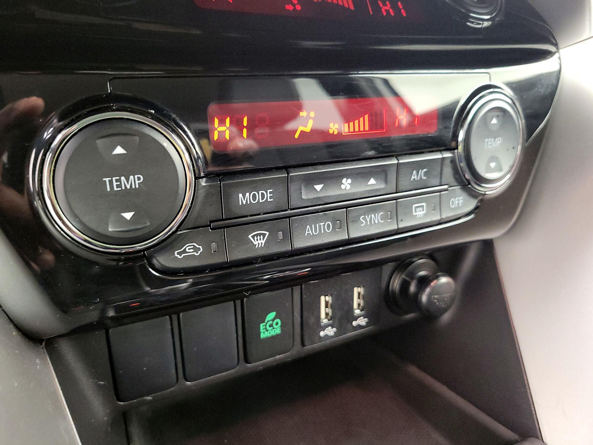 Thumbnail: 2022 Mitsubishi Eclipse Cross - 17